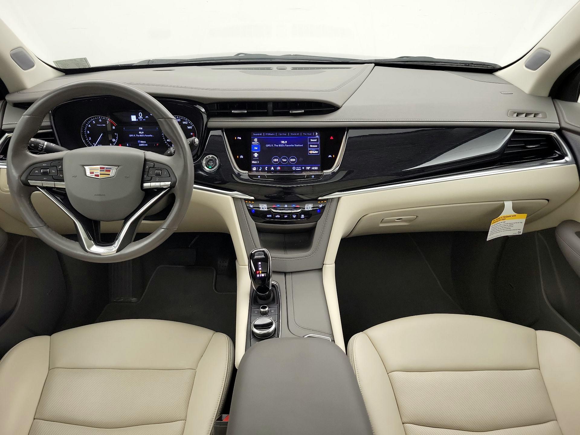 Thumbnail: 2024 Cadillac XT6 - 9