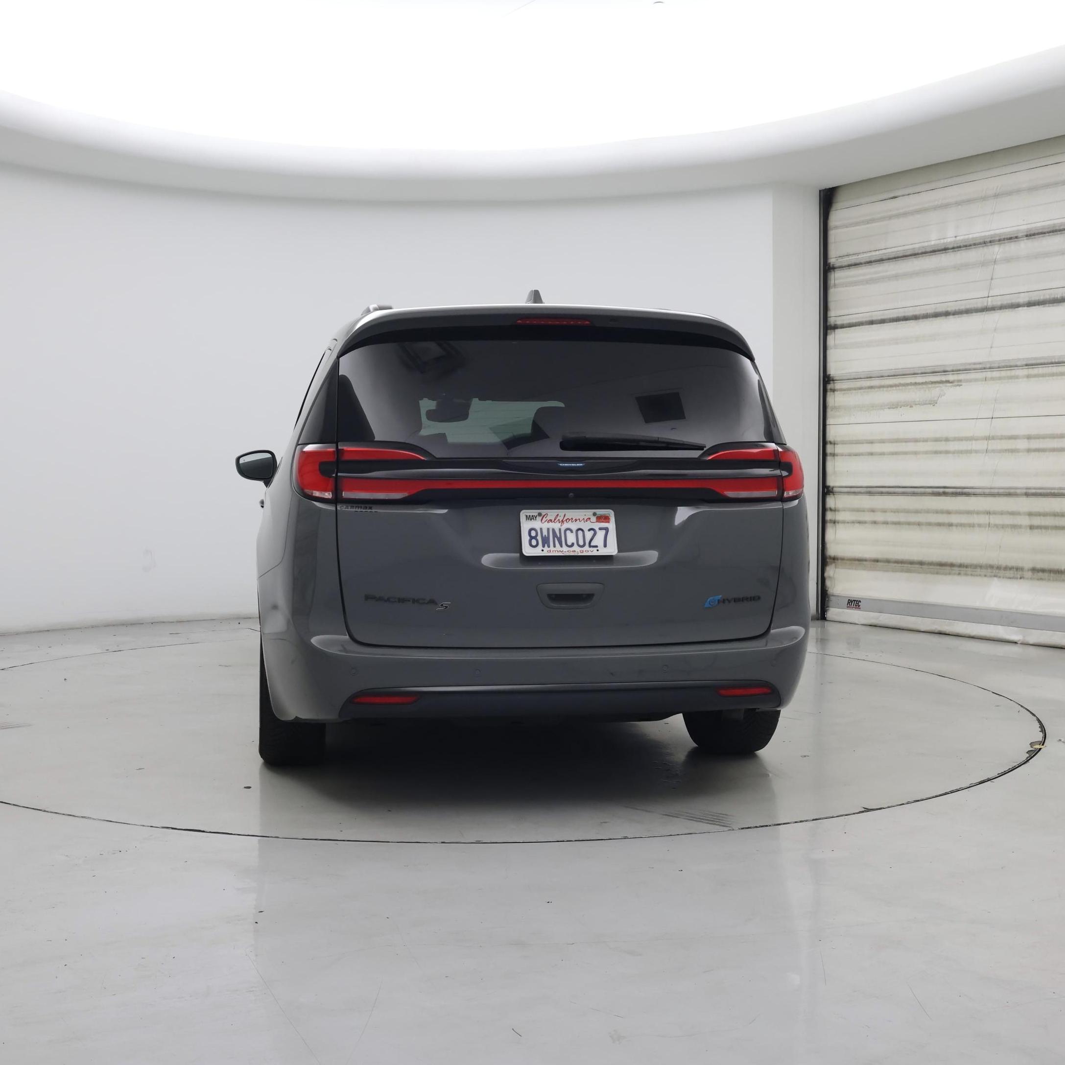 Thumbnail: 2021 Chrysler Pacifica - 6