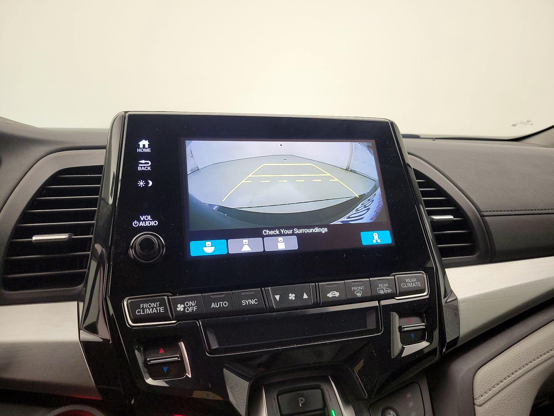 Thumbnail: 2019 Honda Odyssey - 14