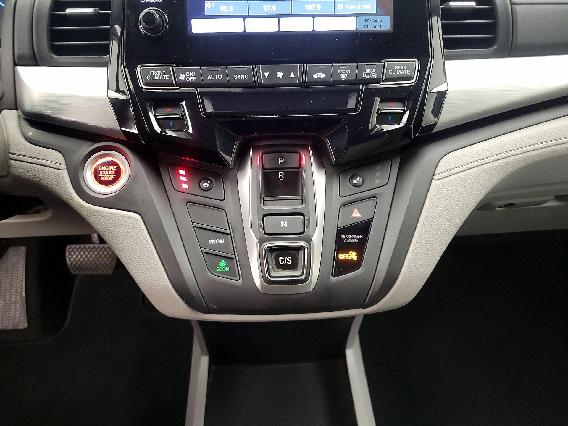 Thumbnail: 2019 Honda Odyssey - 17