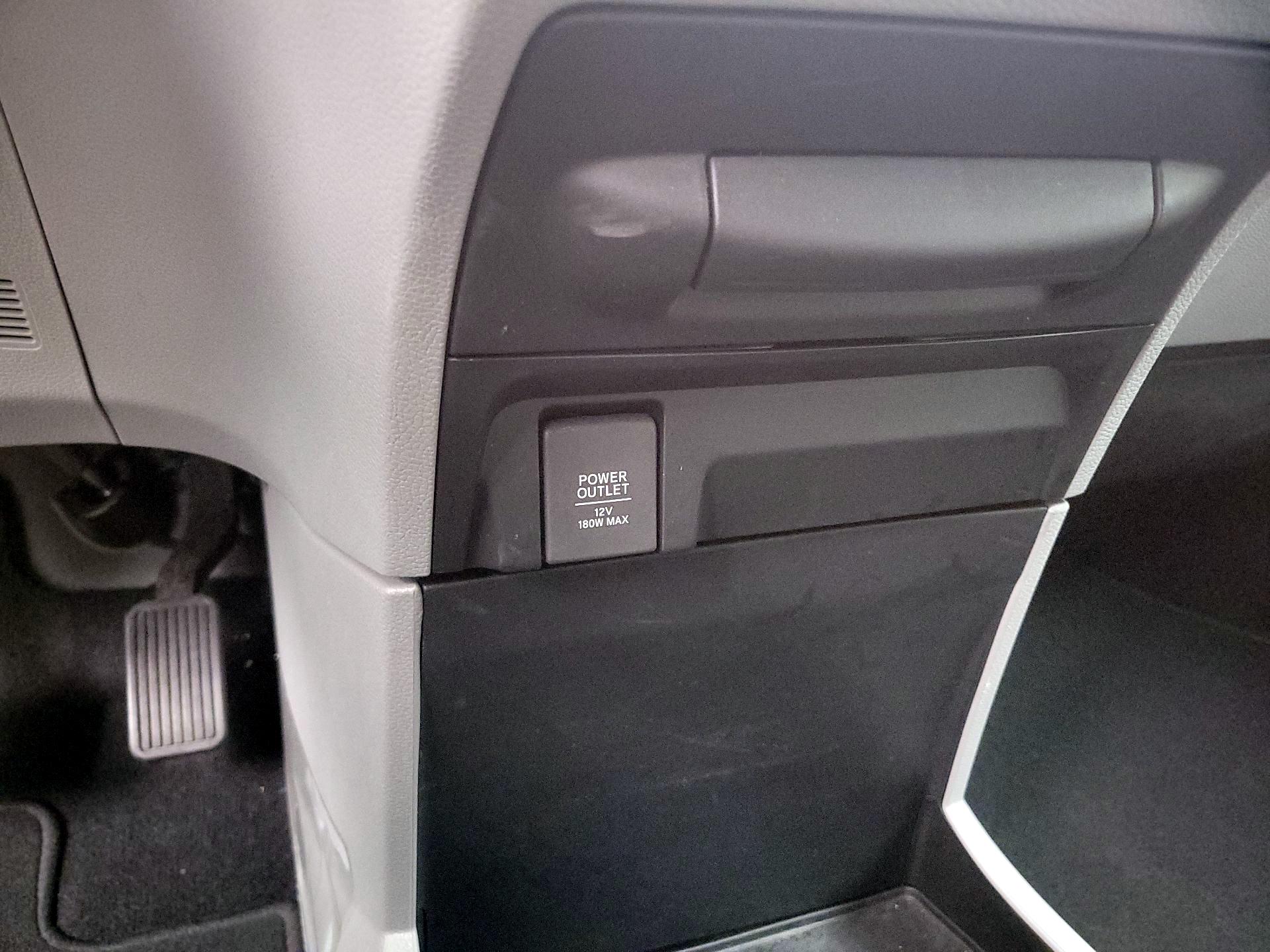 Thumbnail: 2019 Honda Odyssey - 18