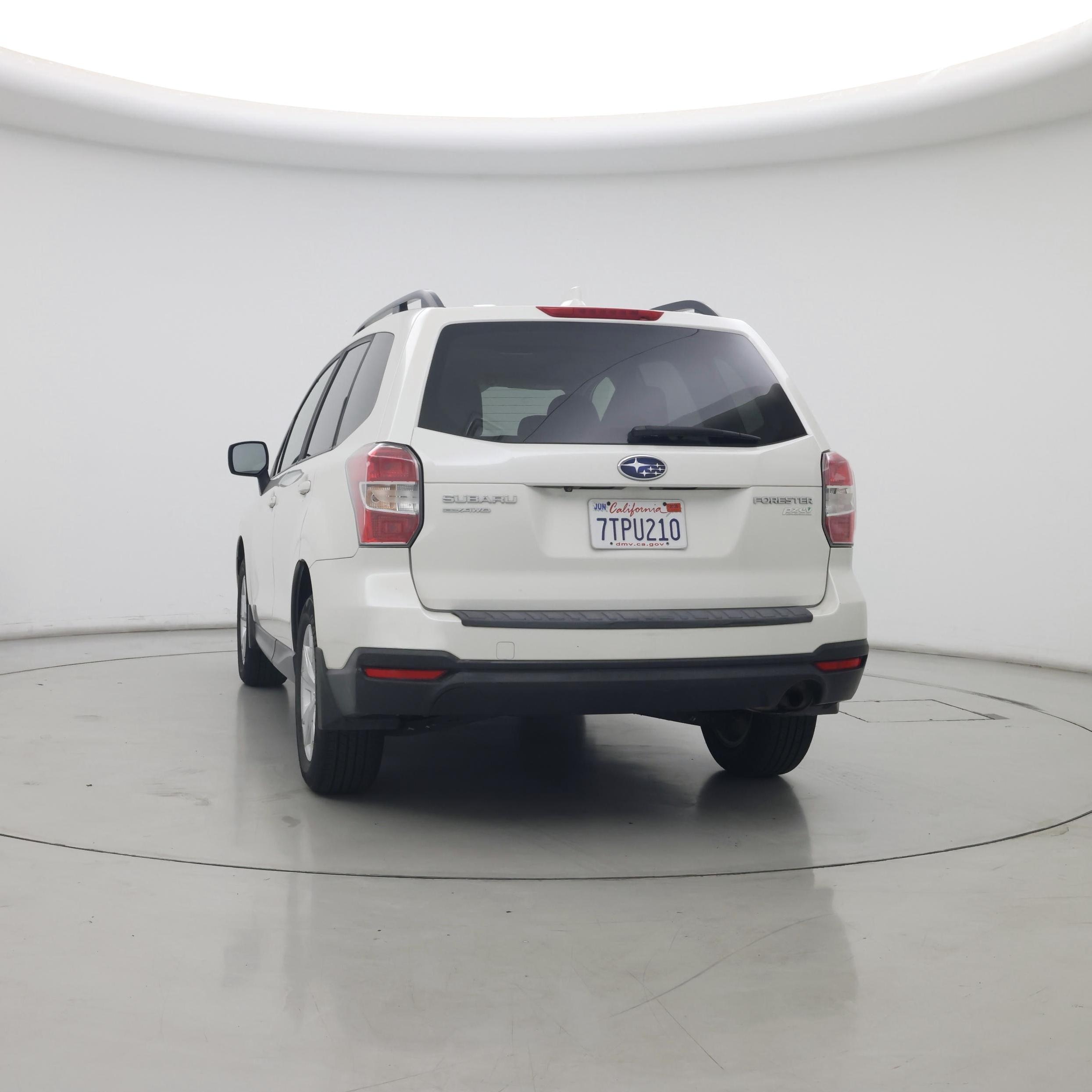 Thumbnail: 2016 Subaru Forester - 6