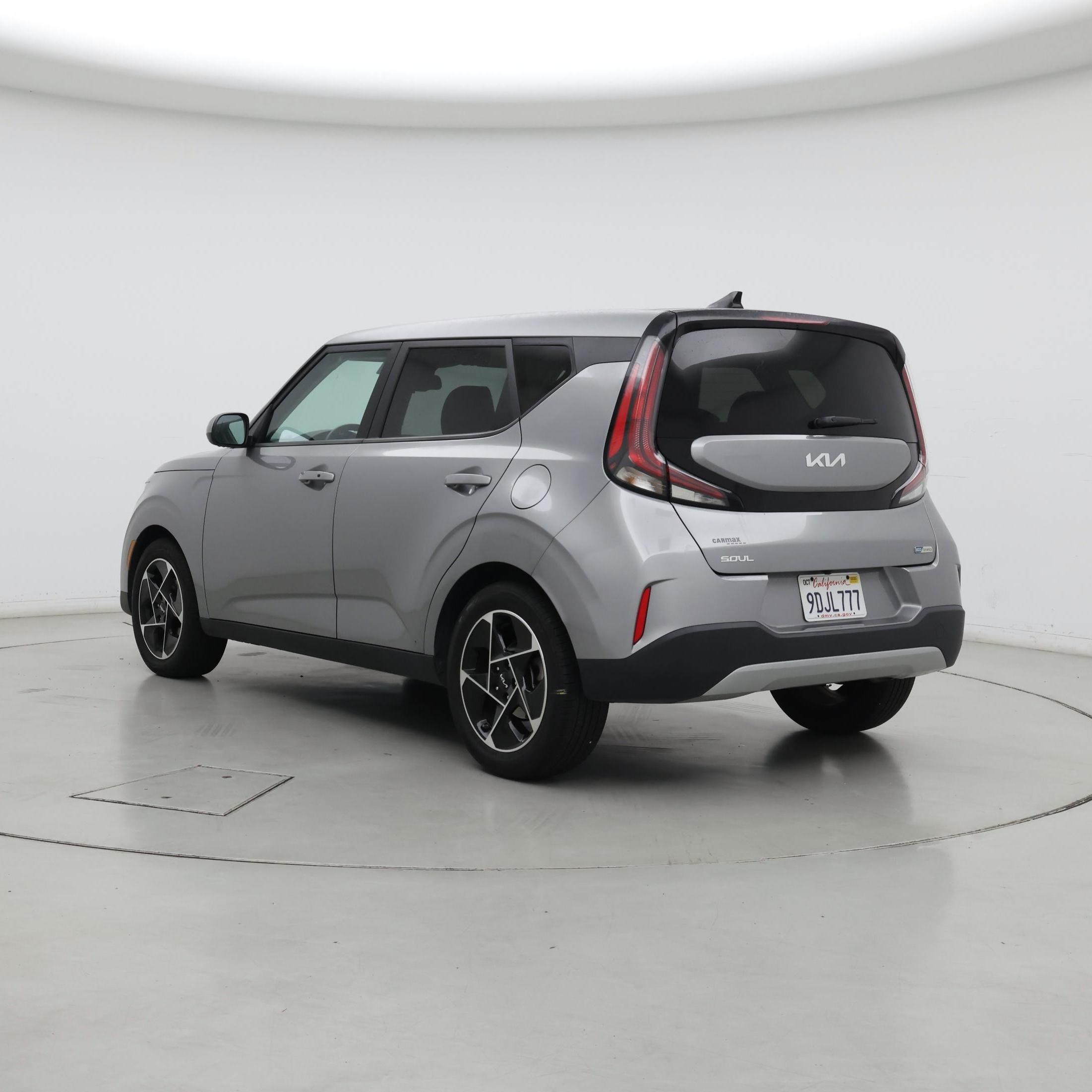 Thumbnail: 2023 Kia Soul - 2