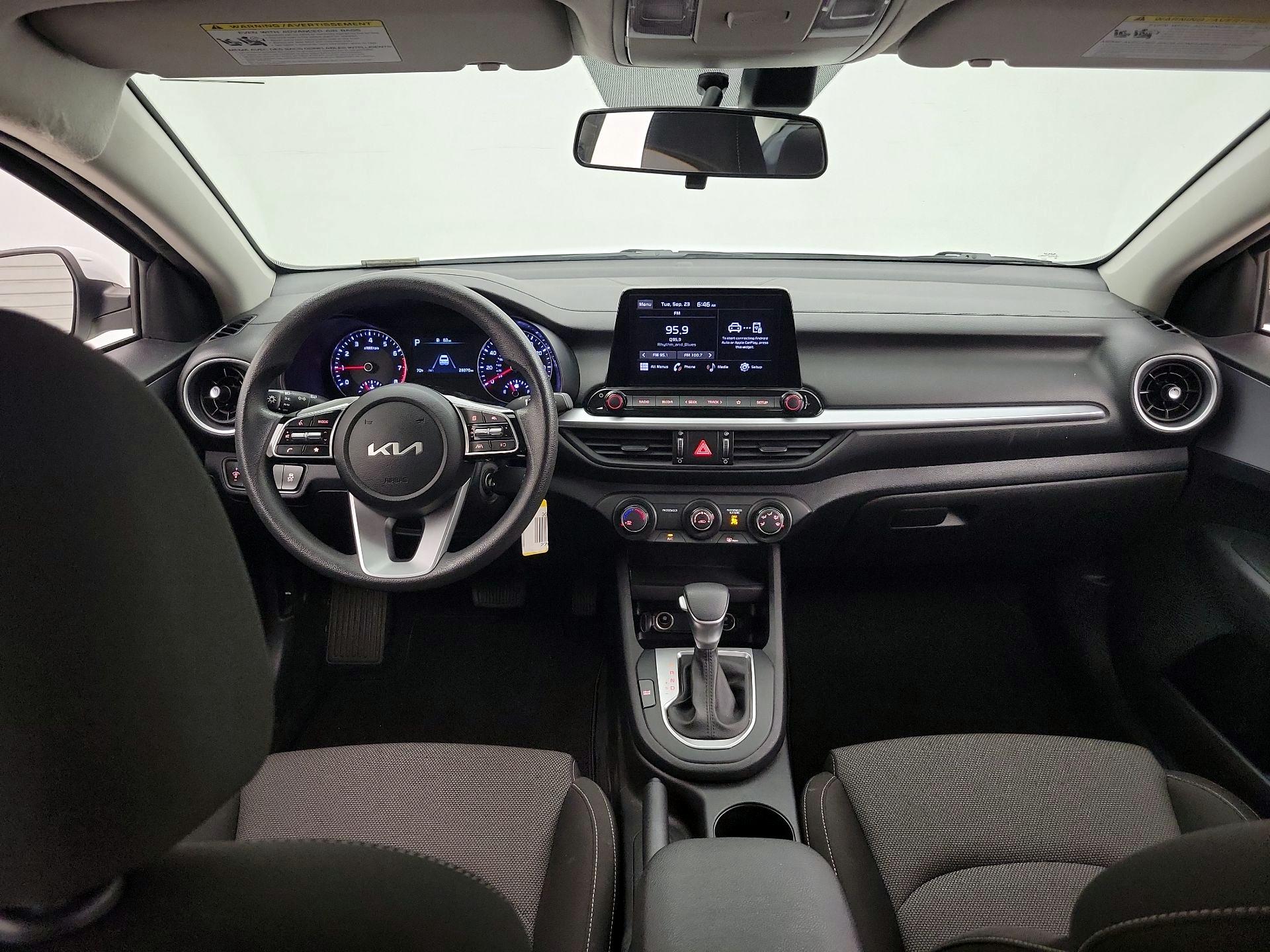 Thumbnail: 2023 Kia Forte - 9