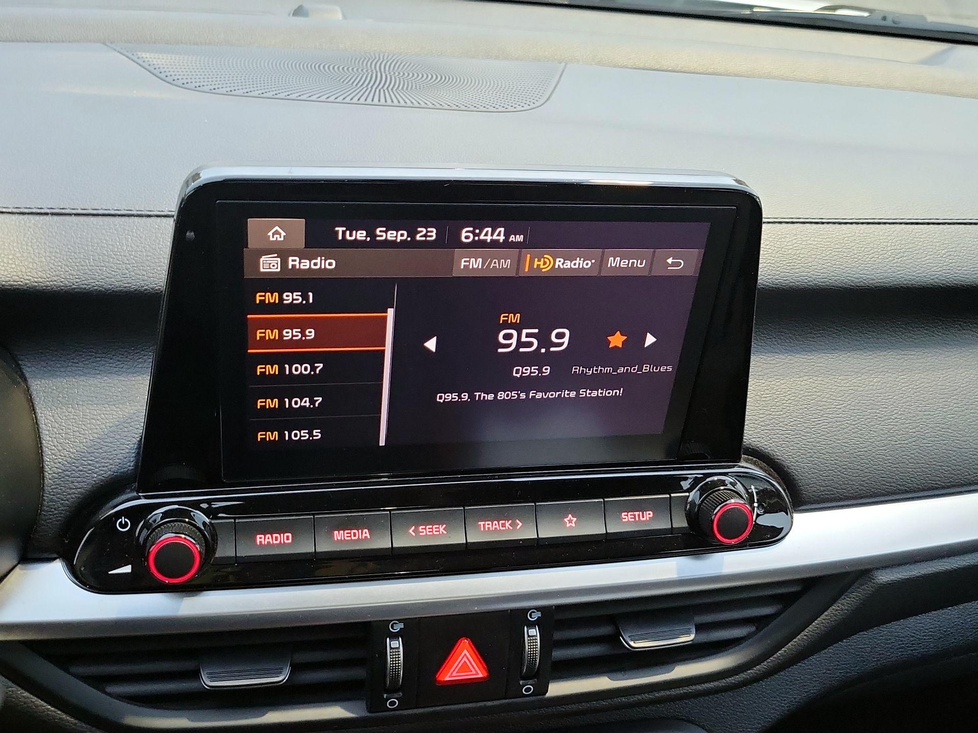 Thumbnail: 2023 Kia Forte - 15