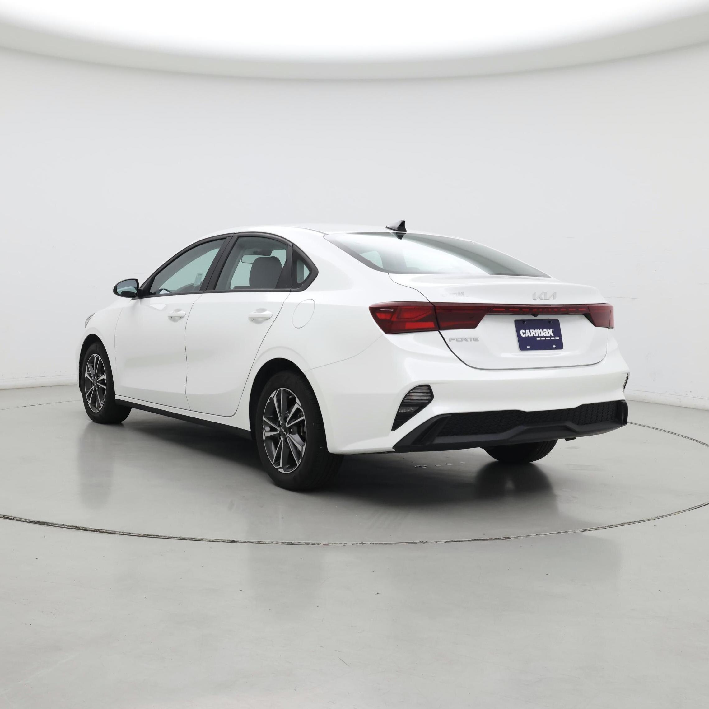 Thumbnail: 2023 Kia Forte - 2