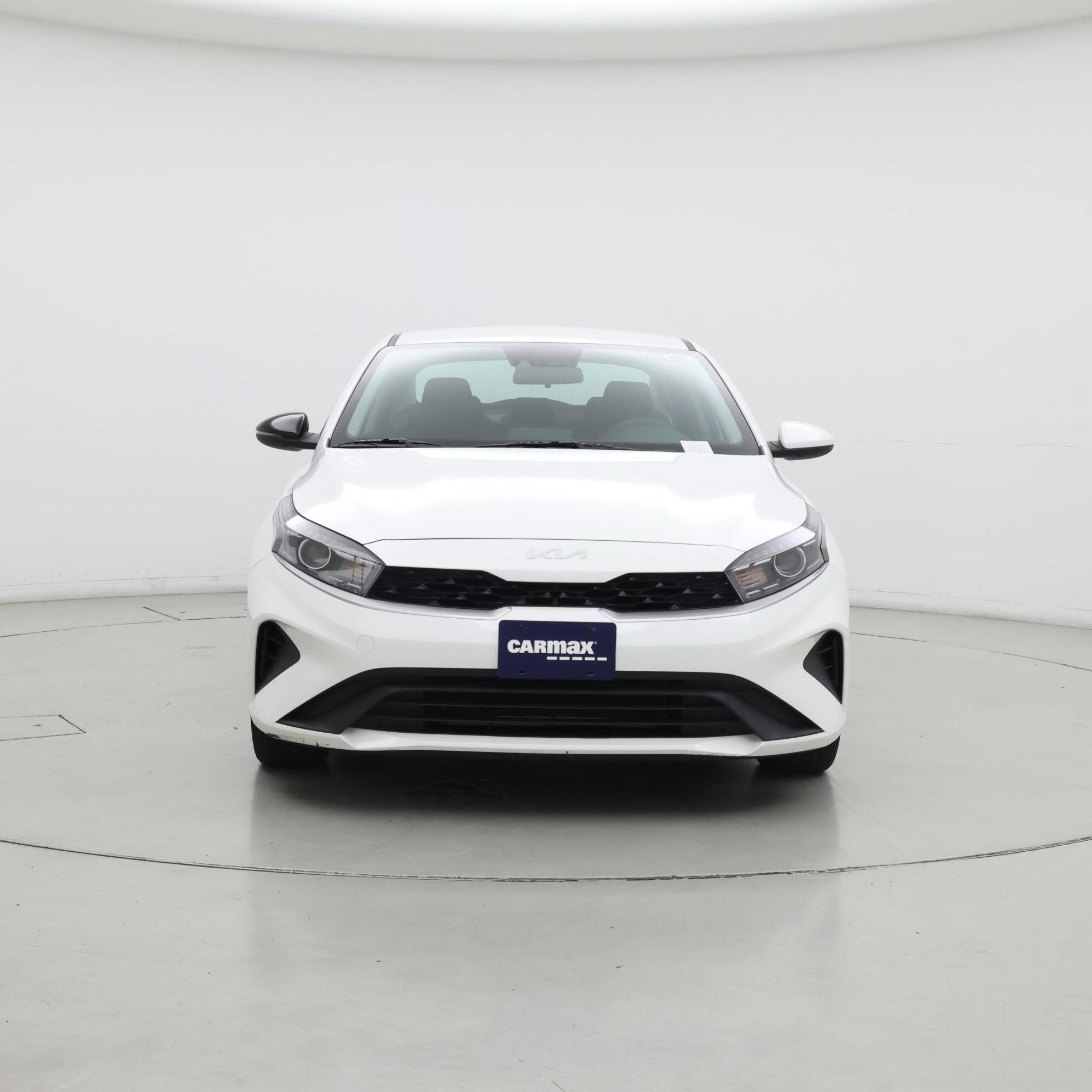 Thumbnail: 2023 Kia Forte - 5