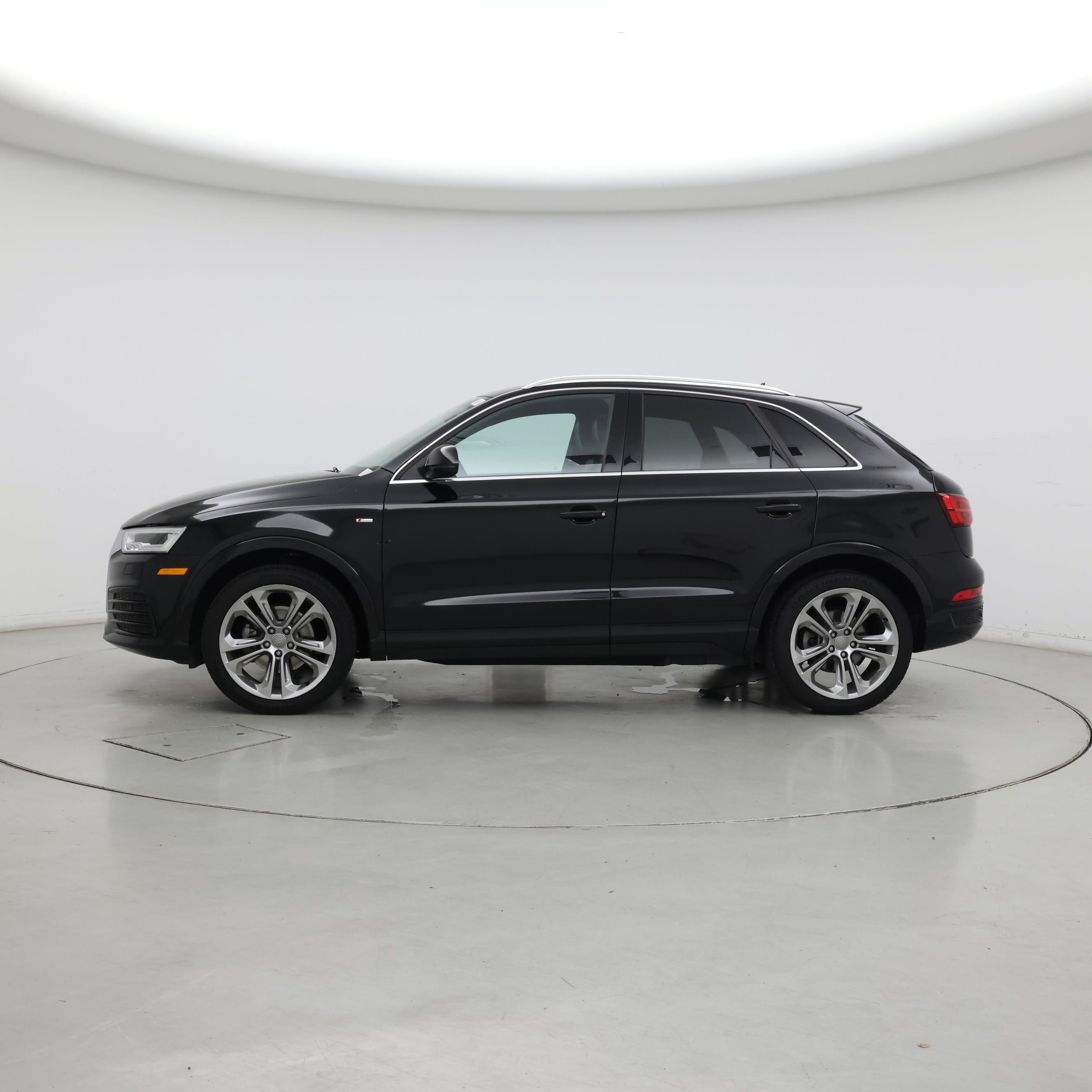 Thumbnail: 2016 Audi Q3 - 3
