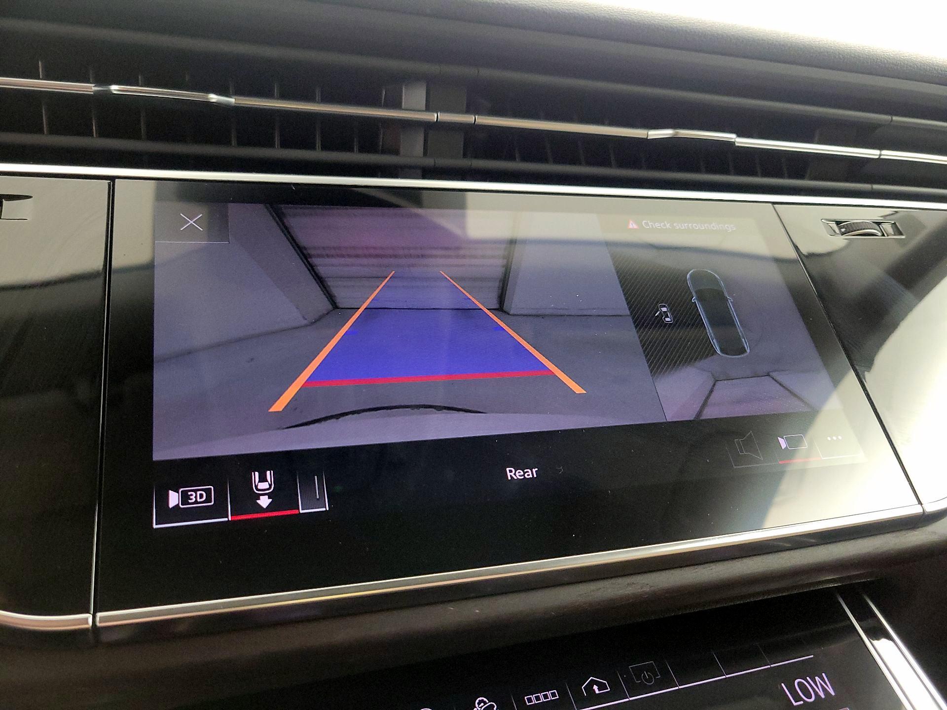 Thumbnail: 2022 Audi Q8 - 15