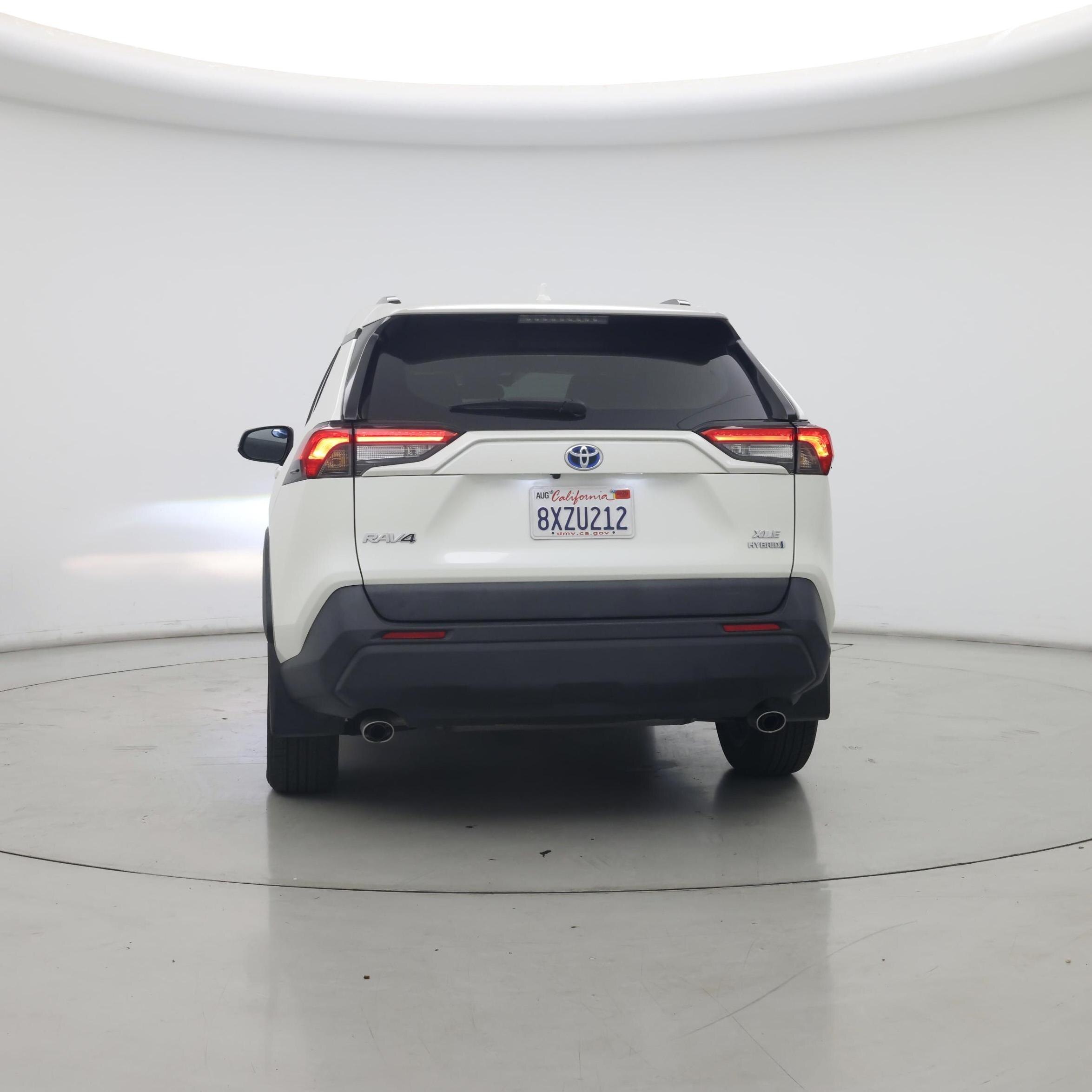 Thumbnail: 2021 Toyota RAV4 - 6