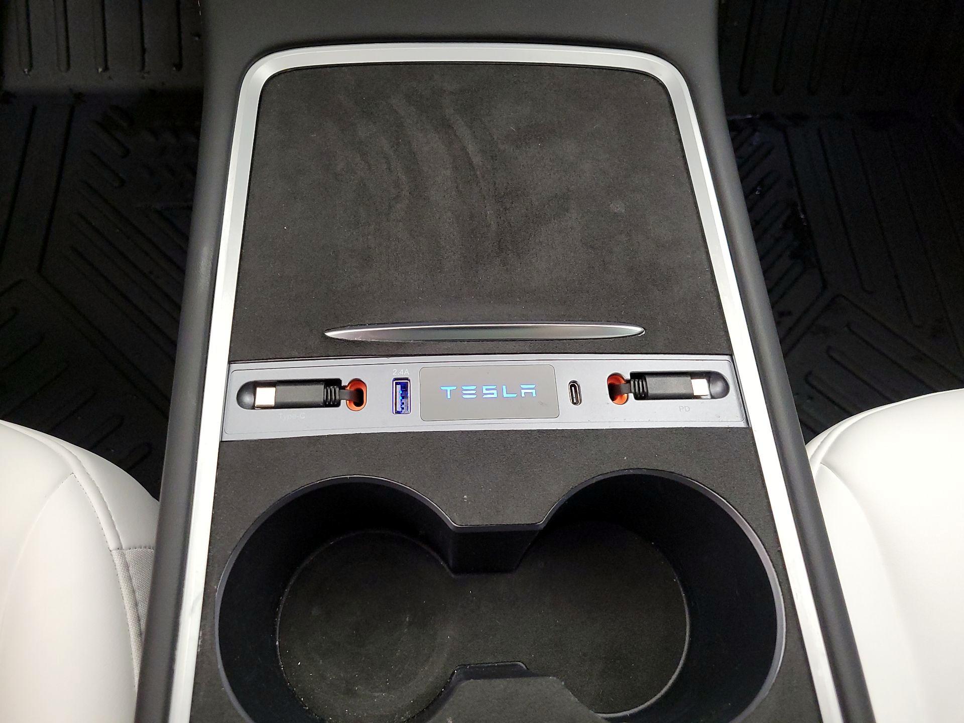 Thumbnail: 2024 Tesla Model Y - 18