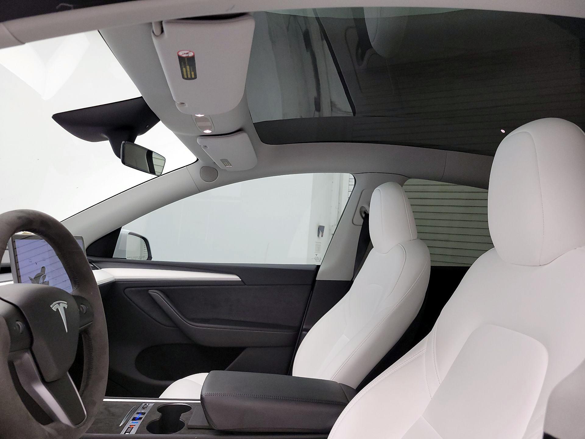Thumbnail: 2024 Tesla Model Y - 19