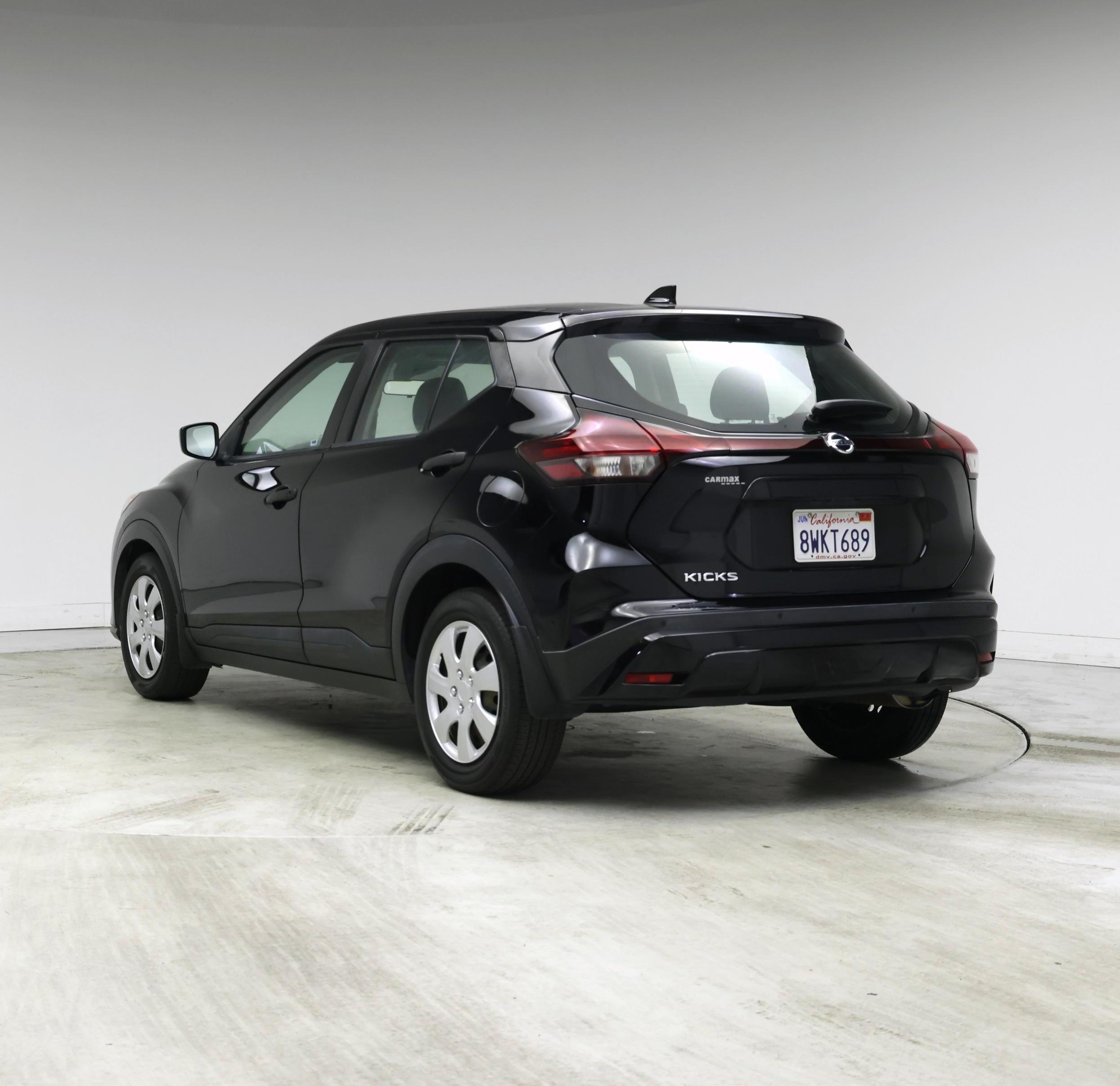 Thumbnail: 2021 Nissan Kicks - 2
