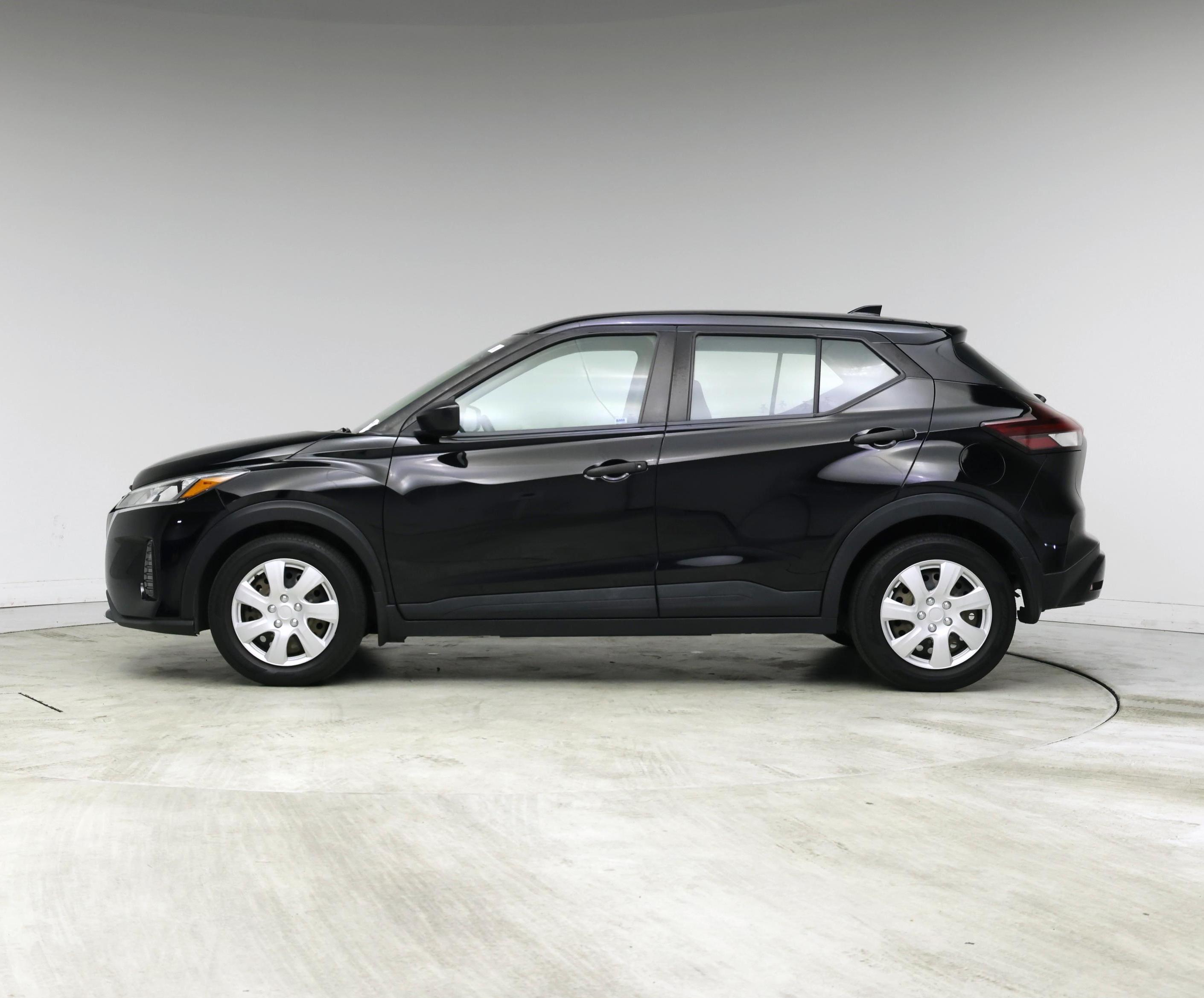Thumbnail: 2021 Nissan Kicks - 3