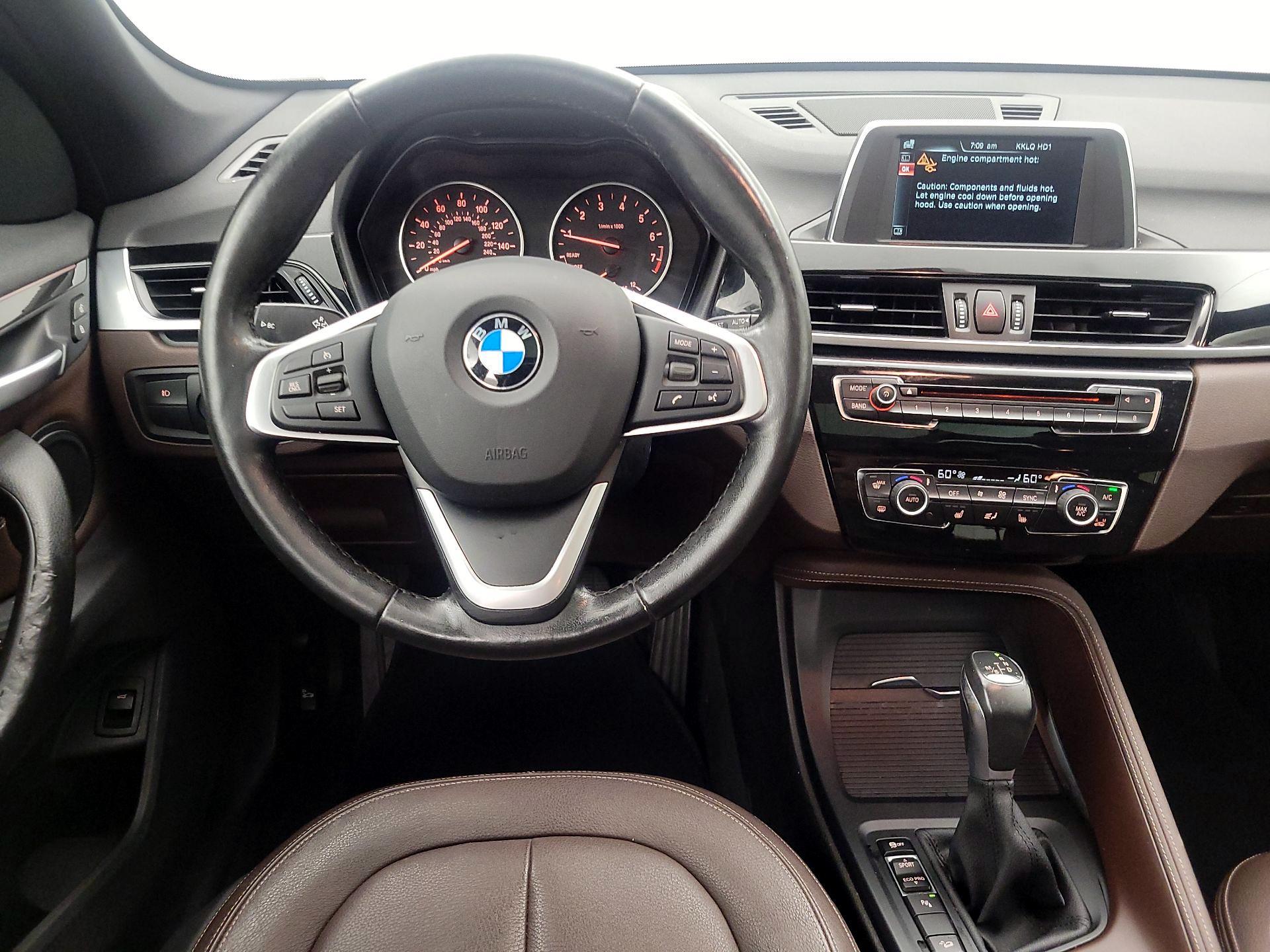 Thumbnail: 2017 BMW X1 - 10