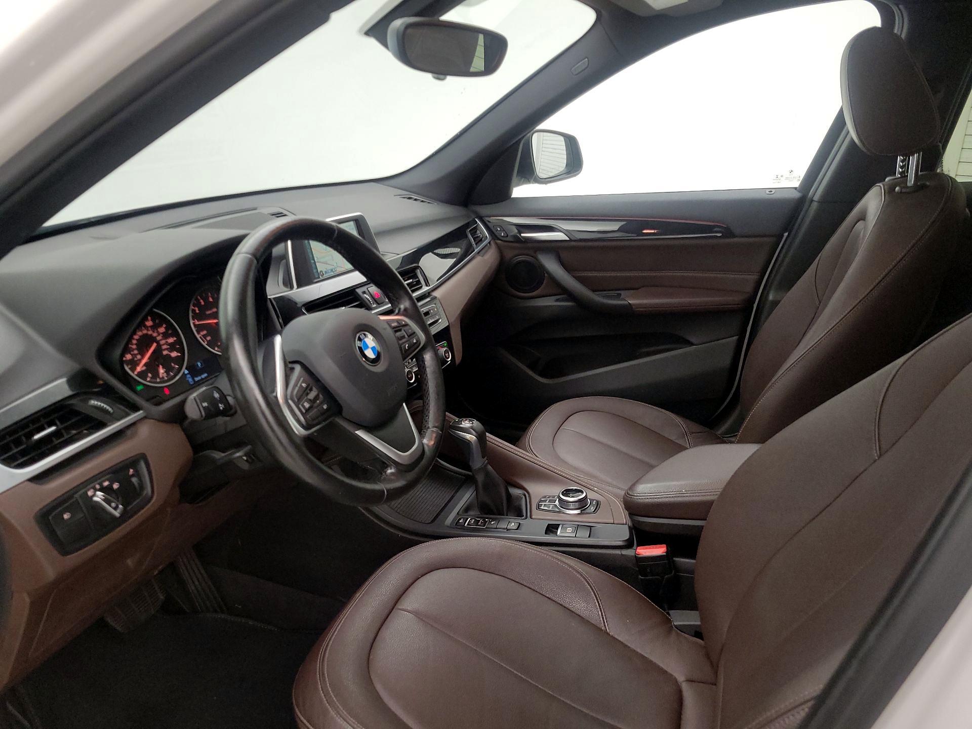 Thumbnail: 2017 BMW X1 - 11