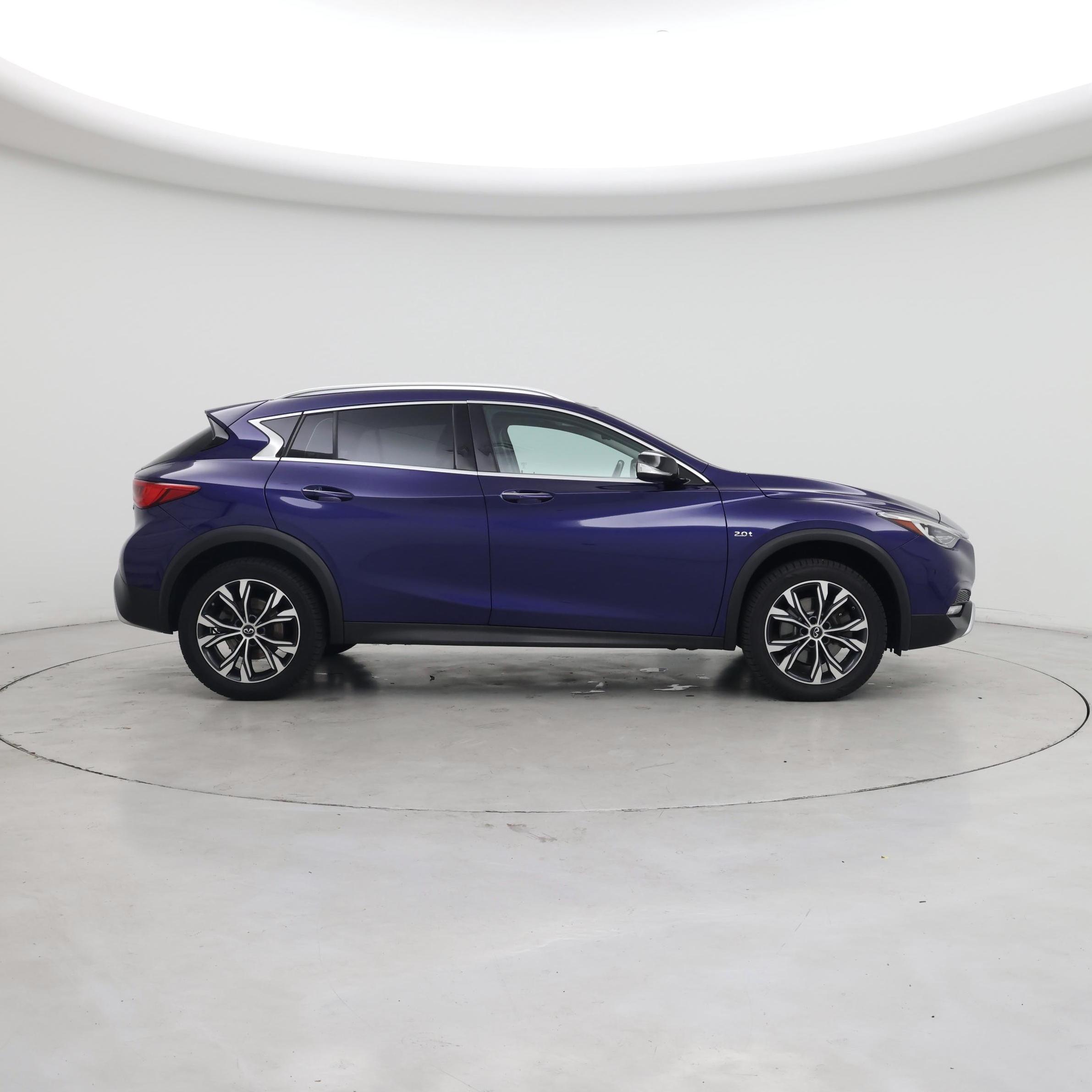 Thumbnail: 2018 INFINITI QX30 - 7