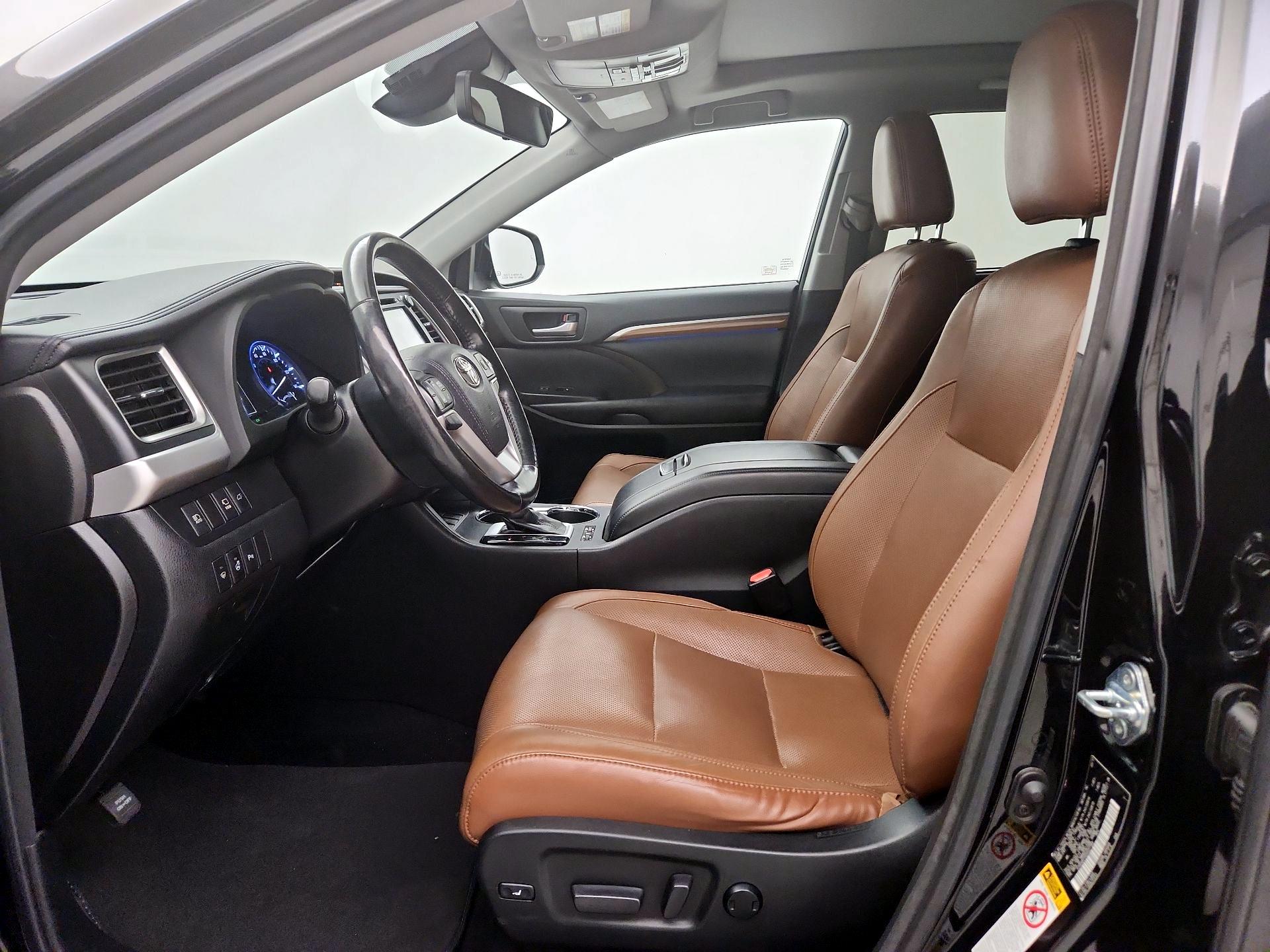 Thumbnail: 2017 Toyota Highlander - 11