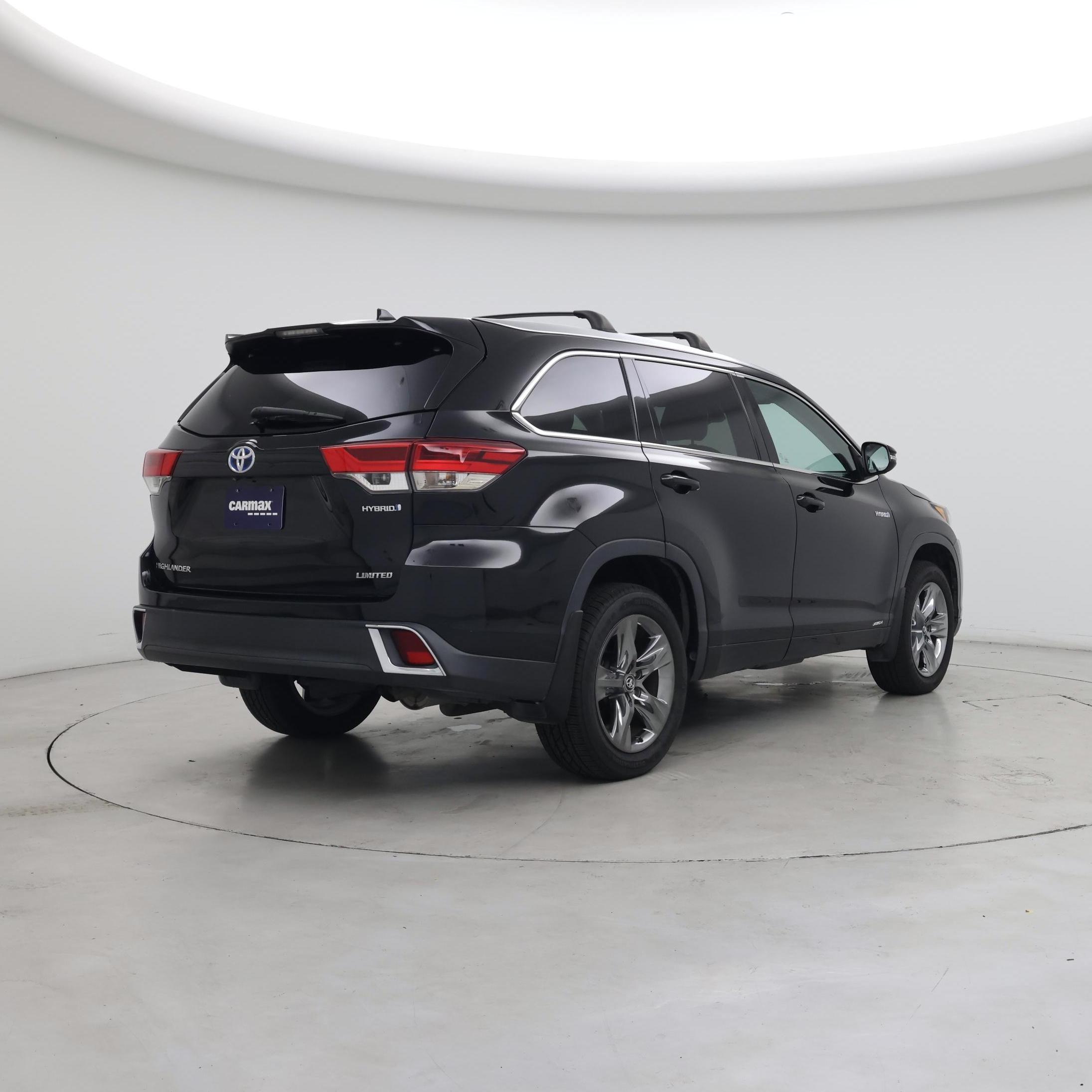 Thumbnail: 2017 Toyota Highlander - 8