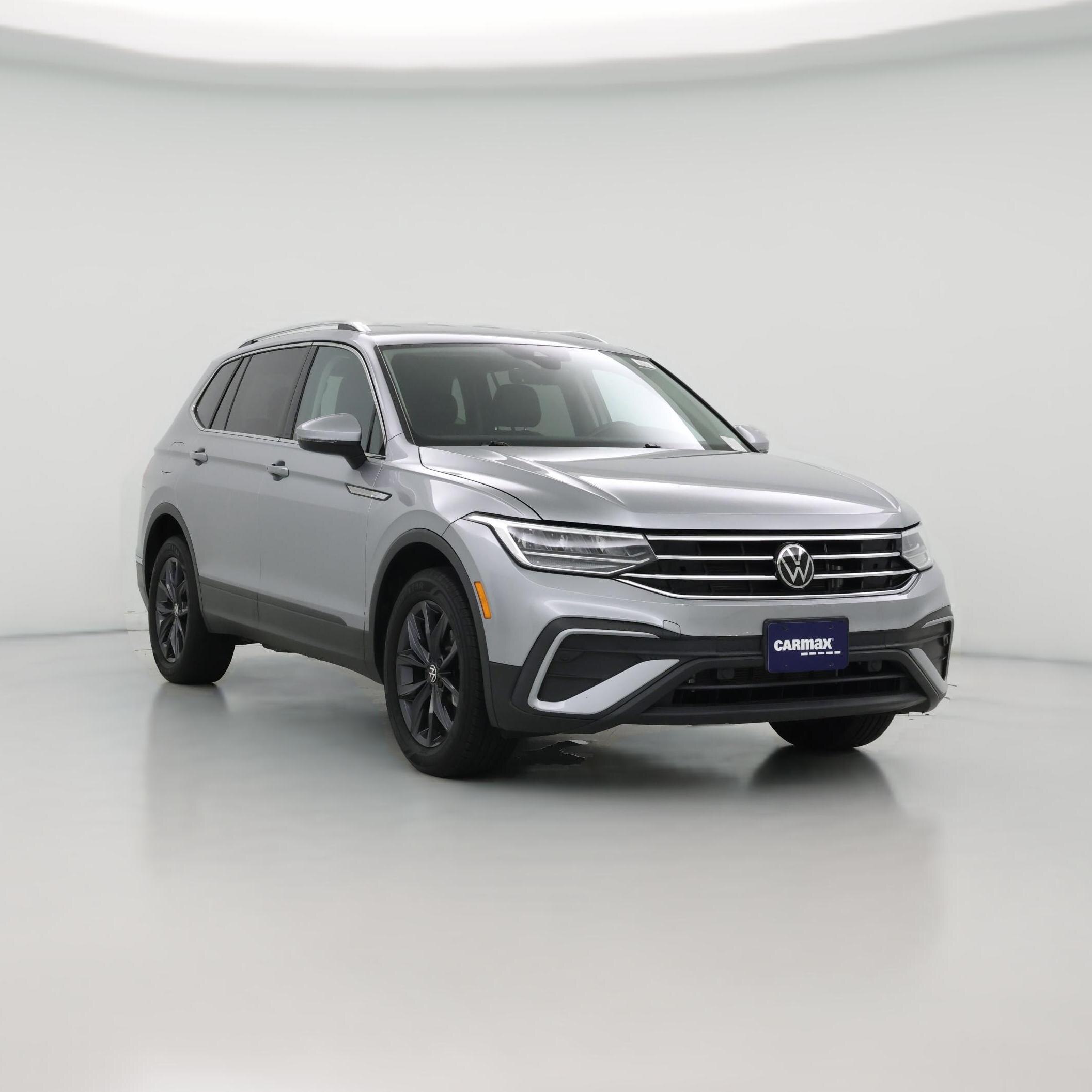 Thumbnail: 2022 Volkswagen Tiguan - 1