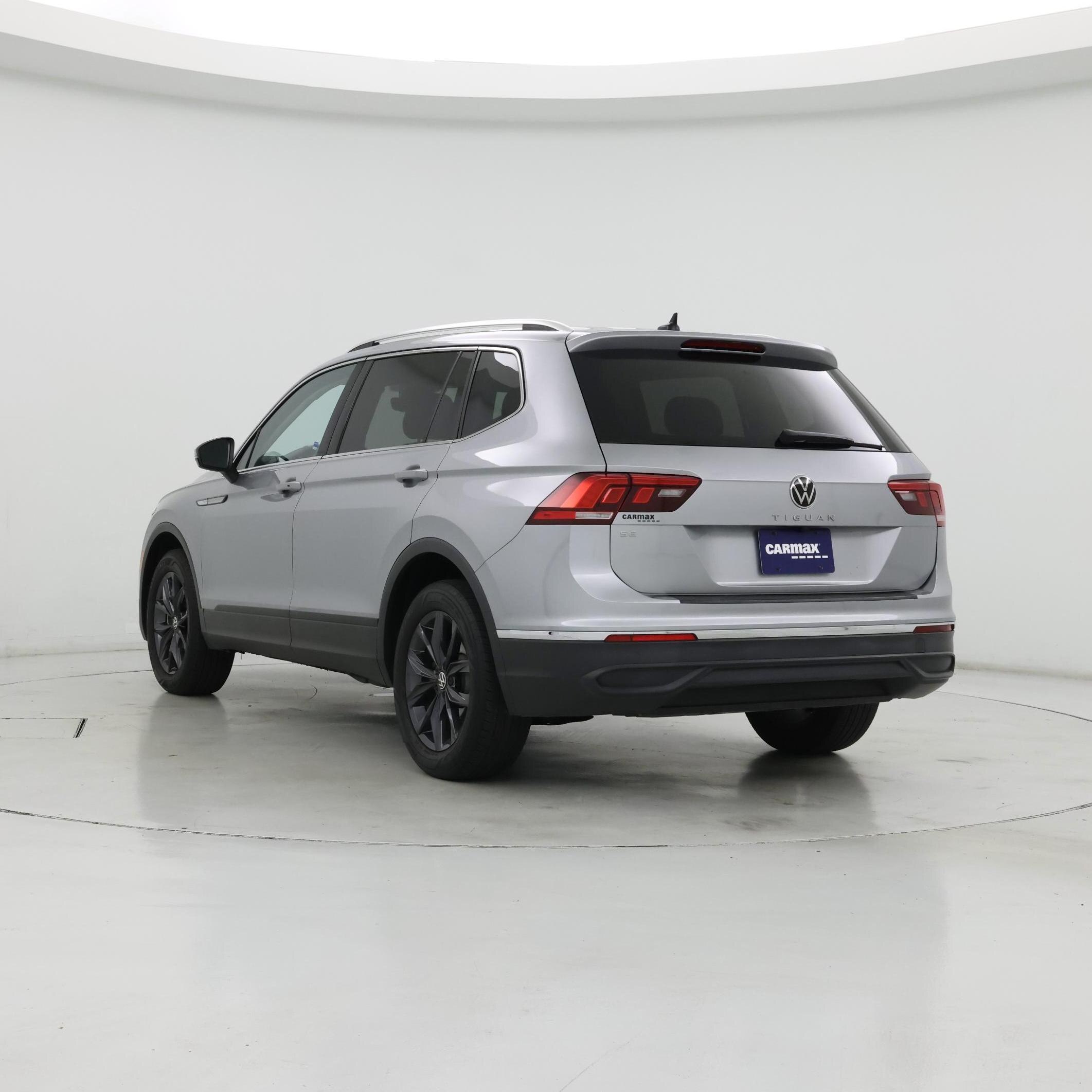 Thumbnail: 2022 Volkswagen Tiguan - 2