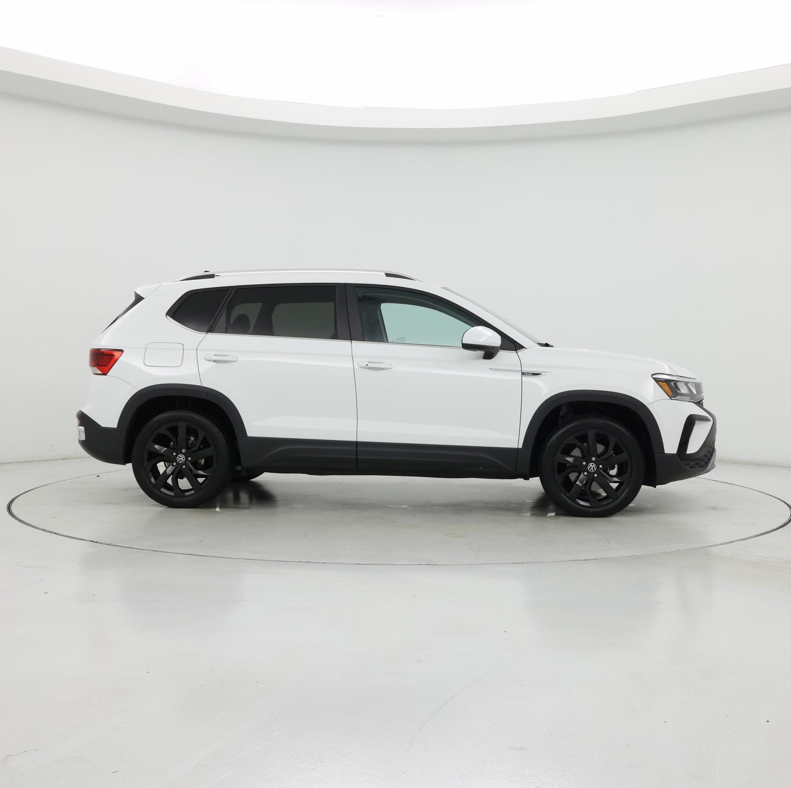 Thumbnail: 2022 Volkswagen Taos - 7