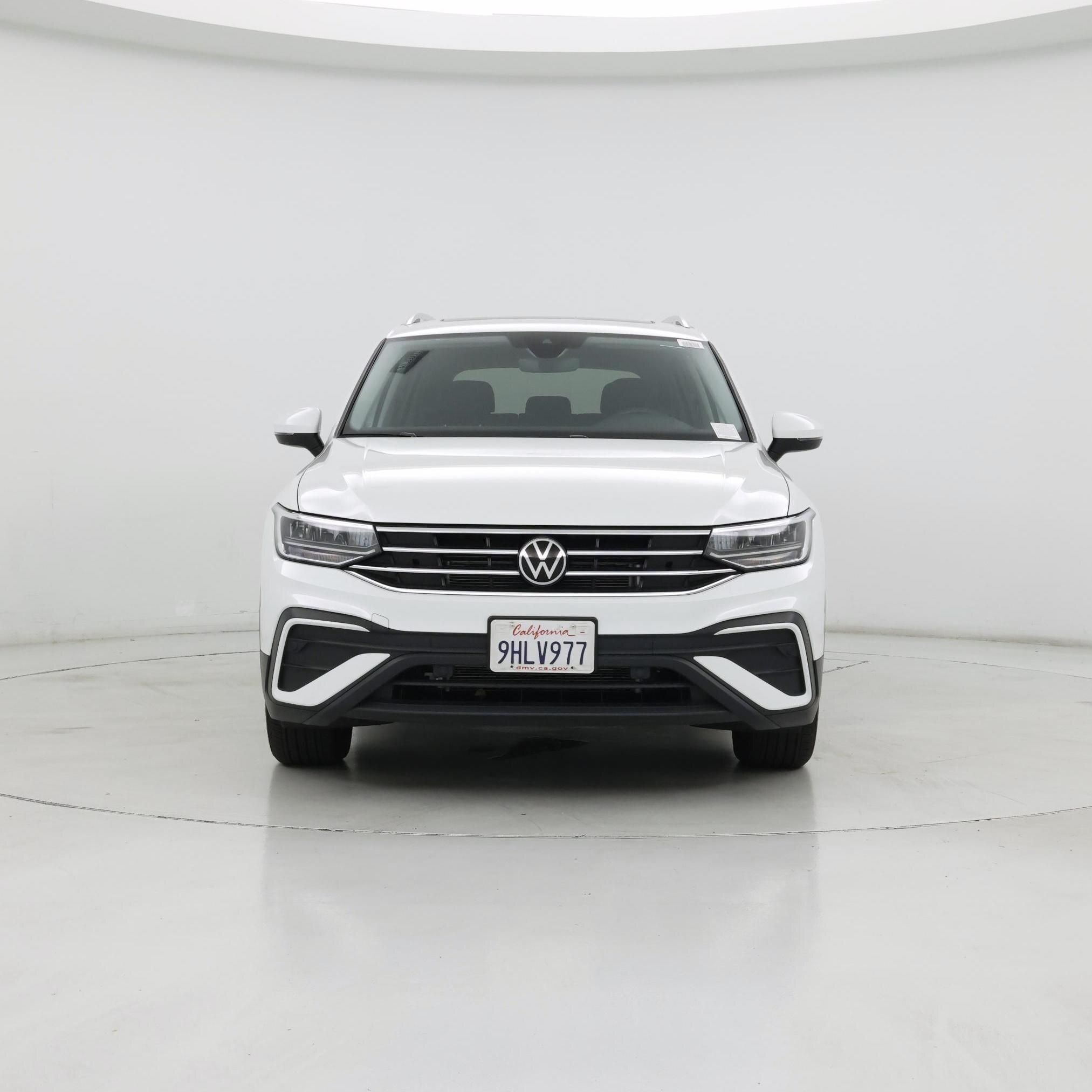 Thumbnail: 2023 Volkswagen Tiguan - 5
