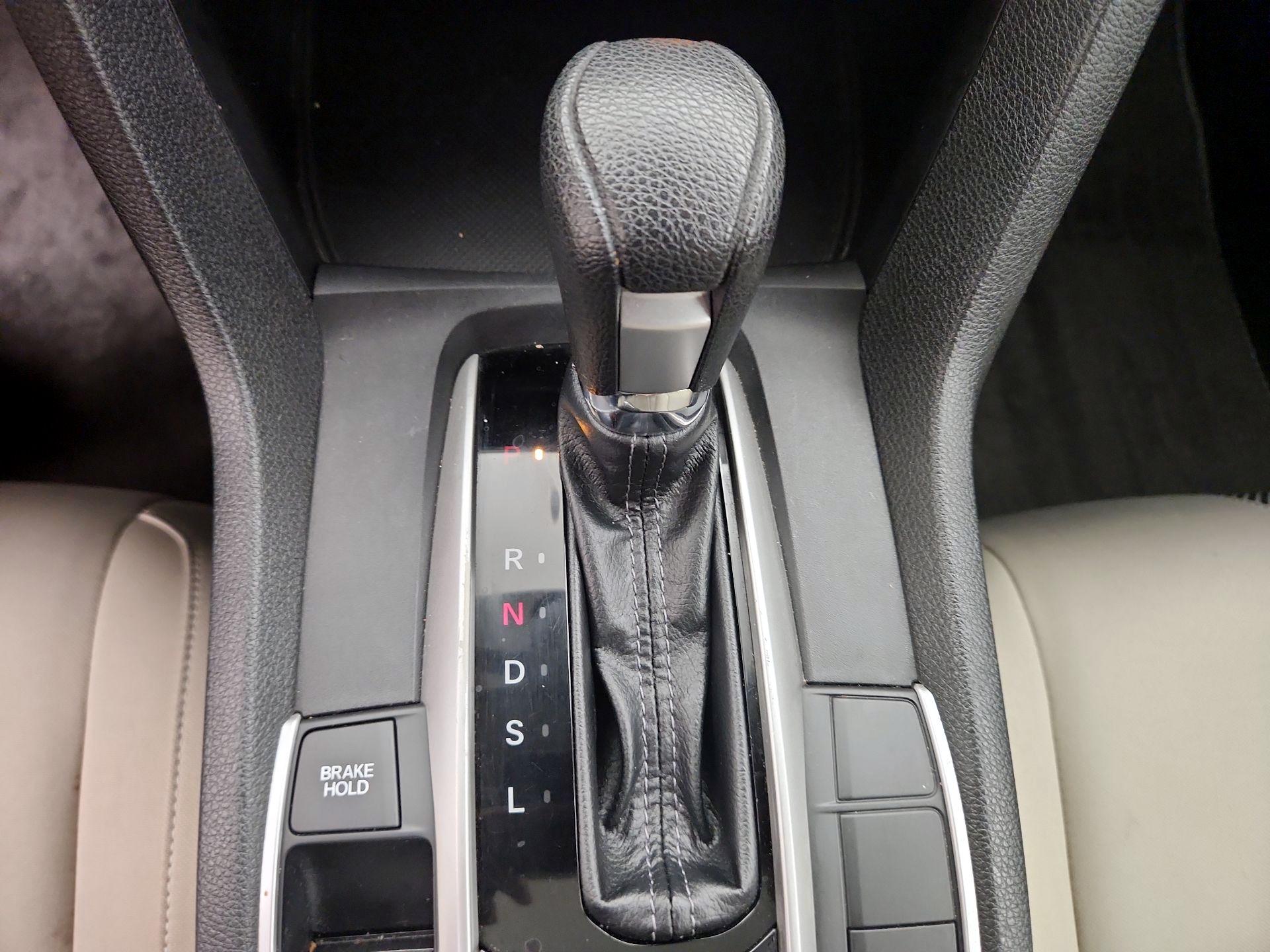 Thumbnail: 2016 Honda Civic - 17