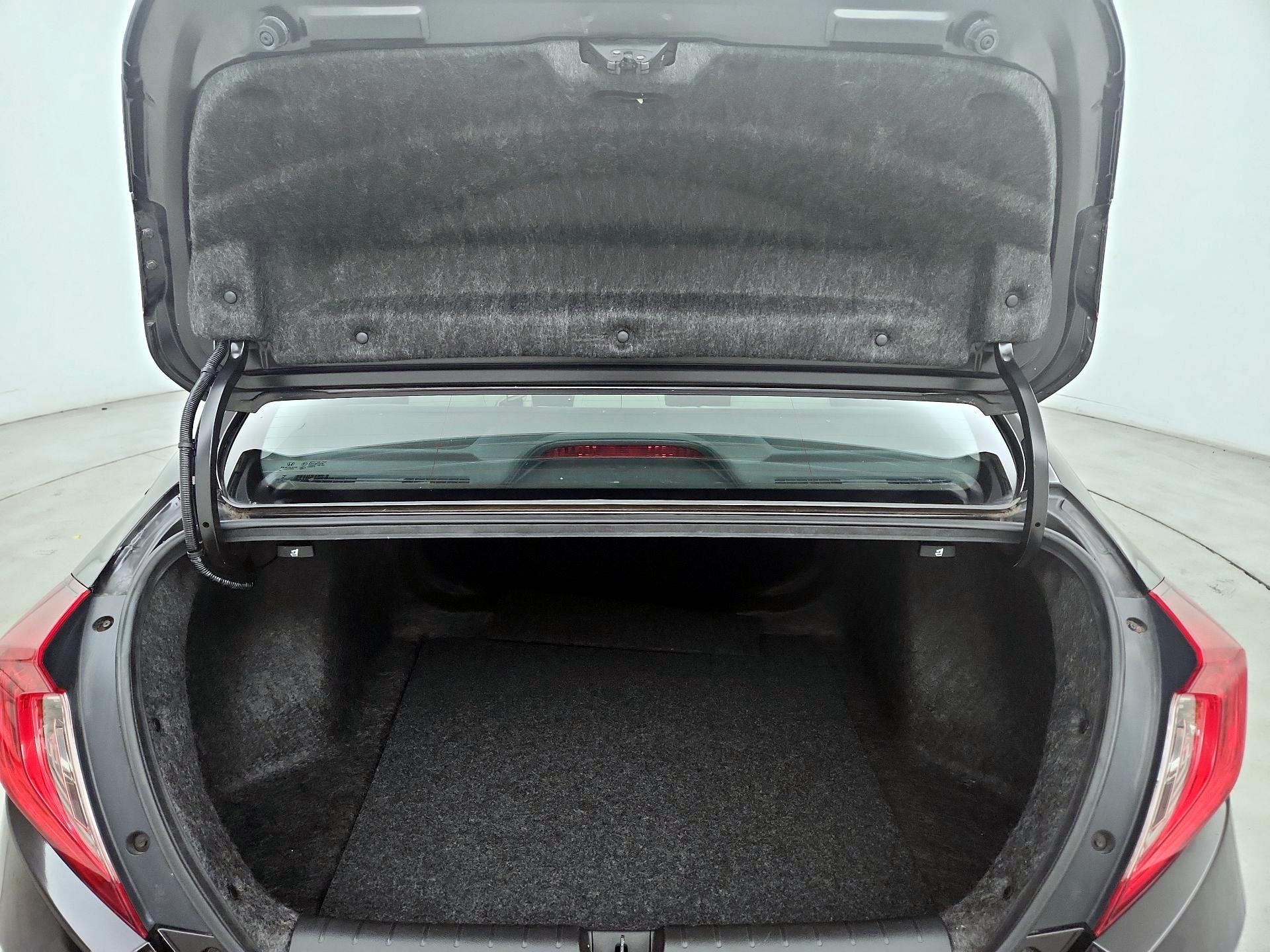 Thumbnail: 2016 Honda Civic - 20