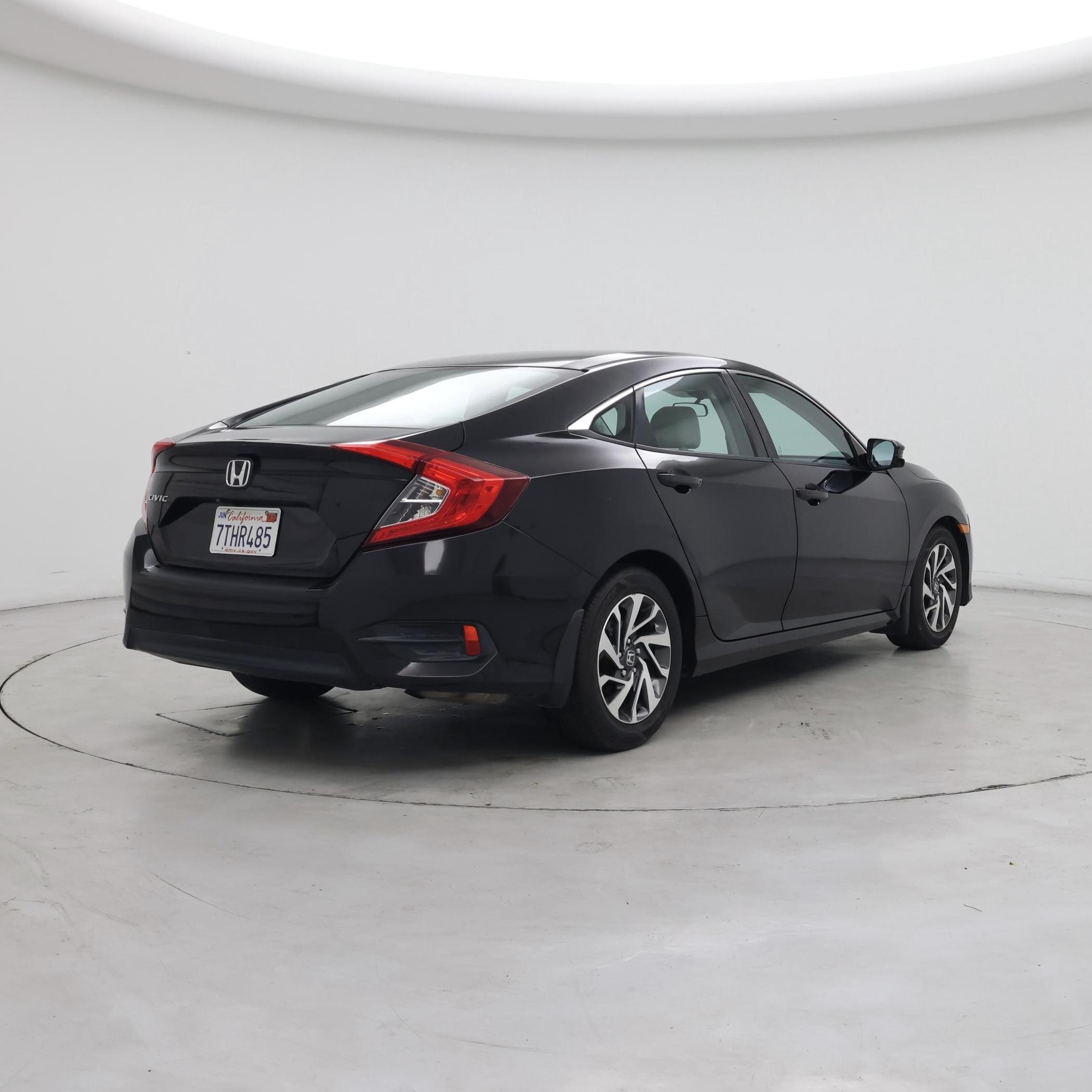 Thumbnail: 2016 Honda Civic - 8