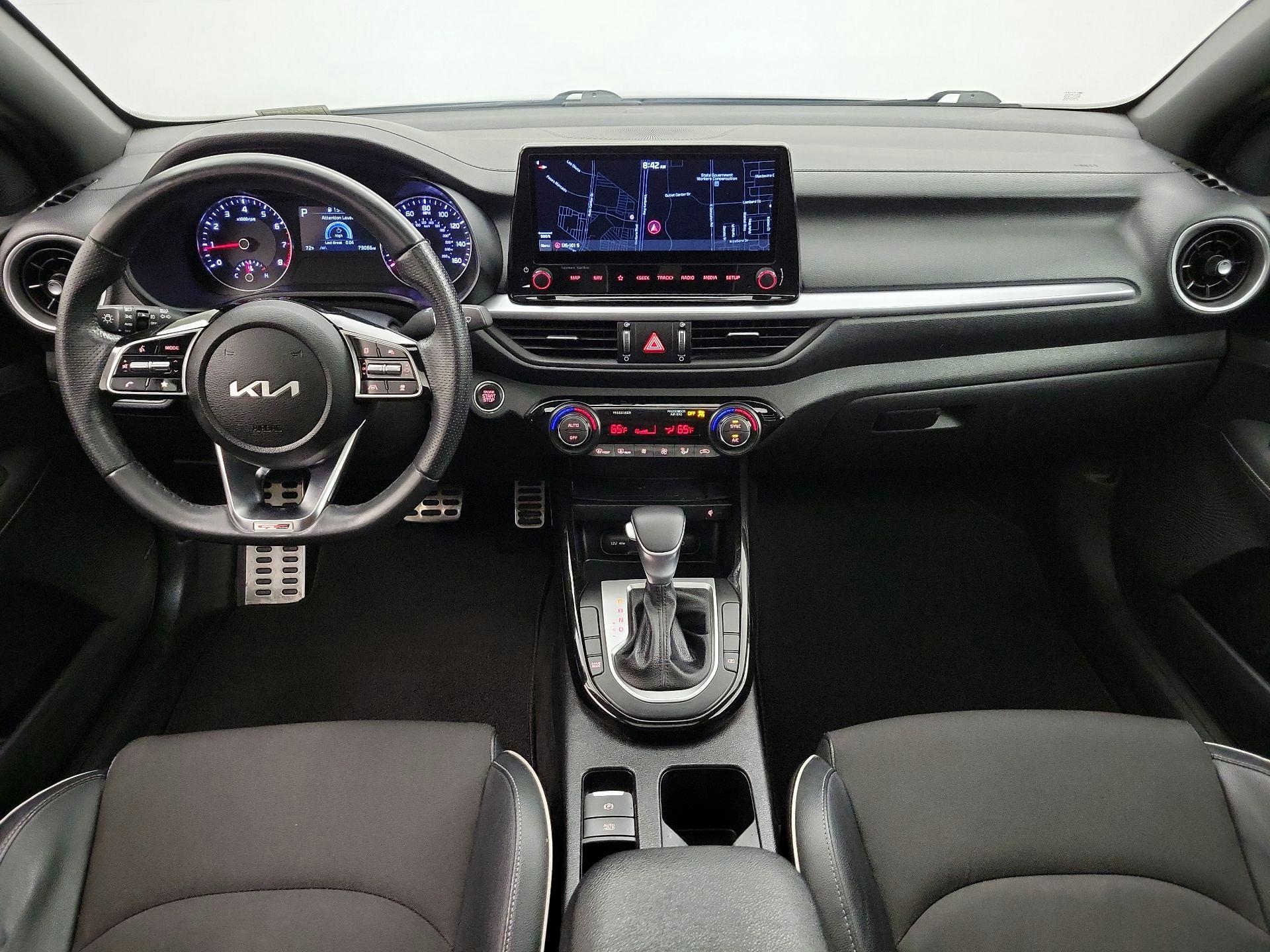 Thumbnail: 2022 Kia Forte - 9