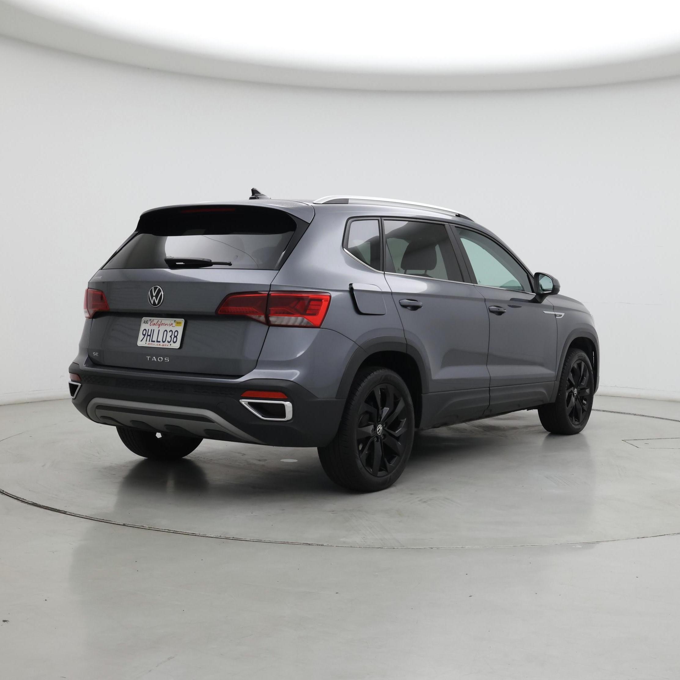 Thumbnail: 2023 Volkswagen Taos - 8
