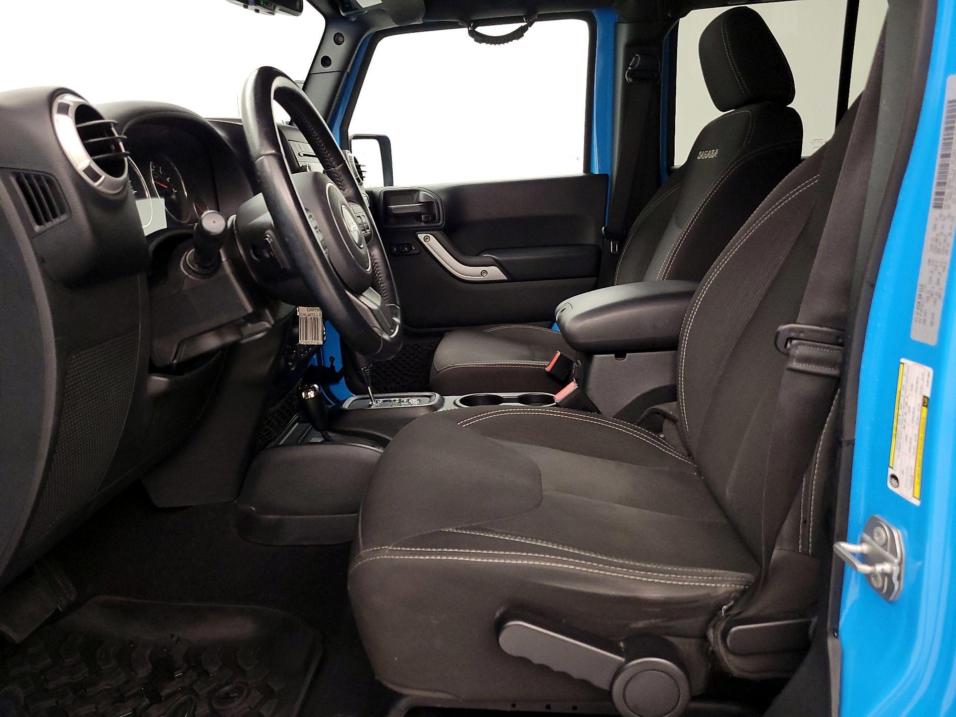Thumbnail: 2018 Jeep Wrangler - 11