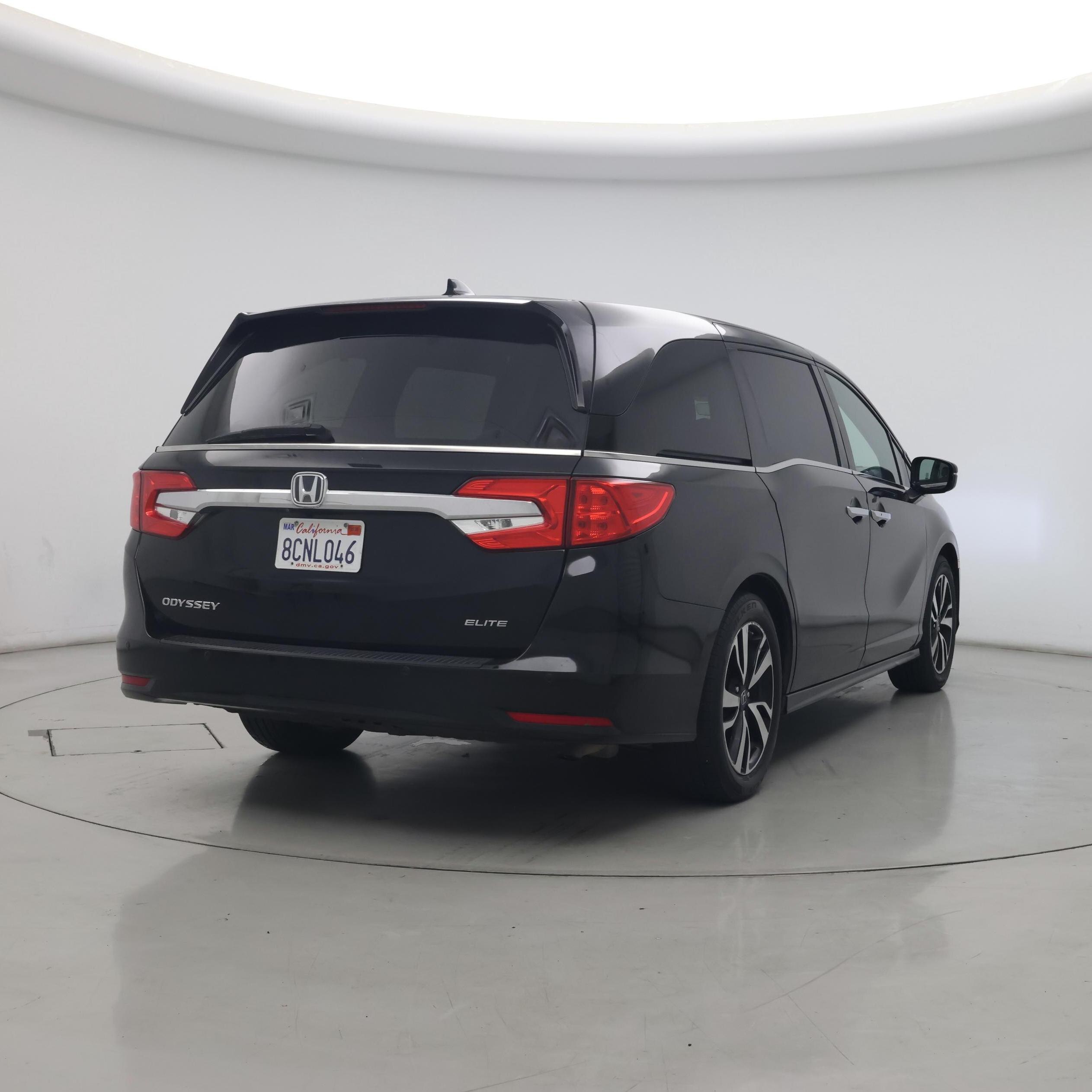 Thumbnail: 2018 Honda Odyssey - 8