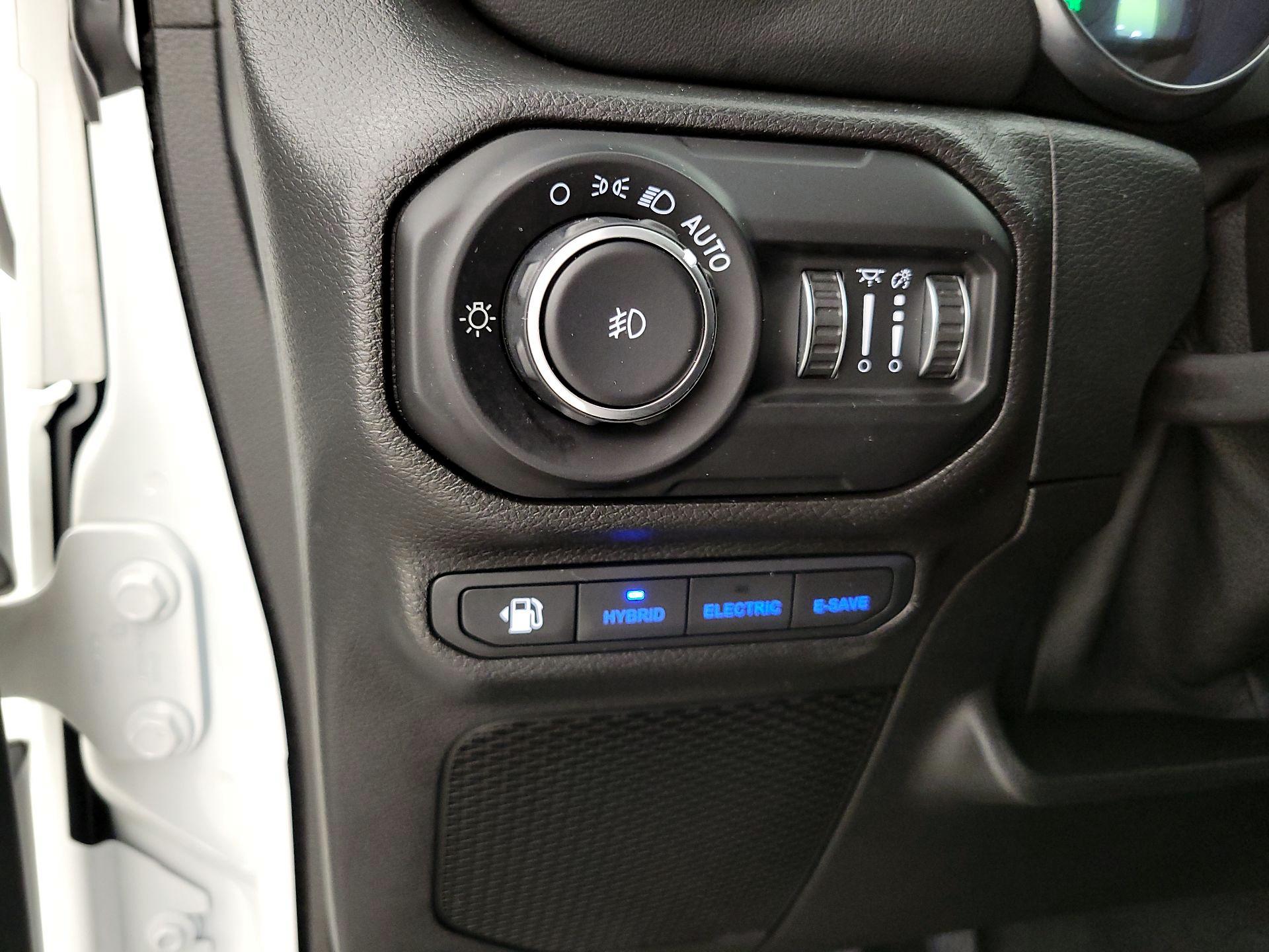Thumbnail: 2021 Jeep Wrangler - 13