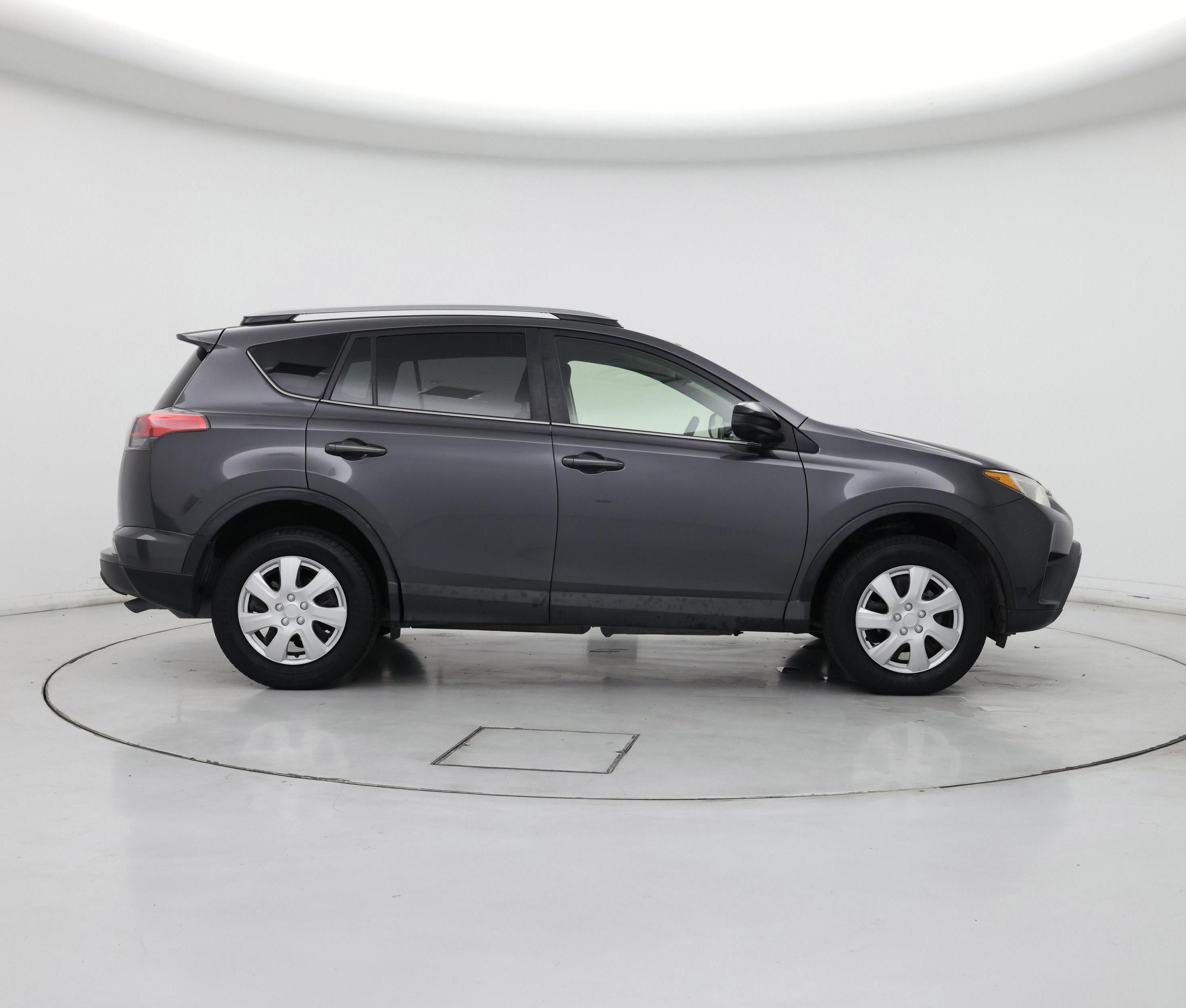 Thumbnail: 2017 Toyota RAV4 - 7