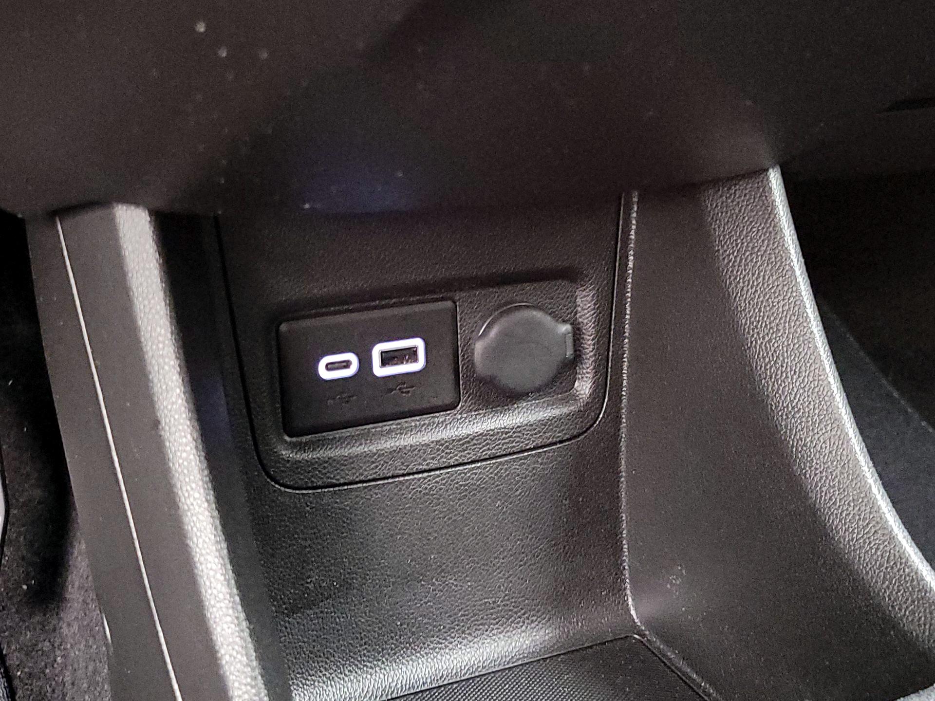 Thumbnail: 2019 Chevrolet Spark - 18