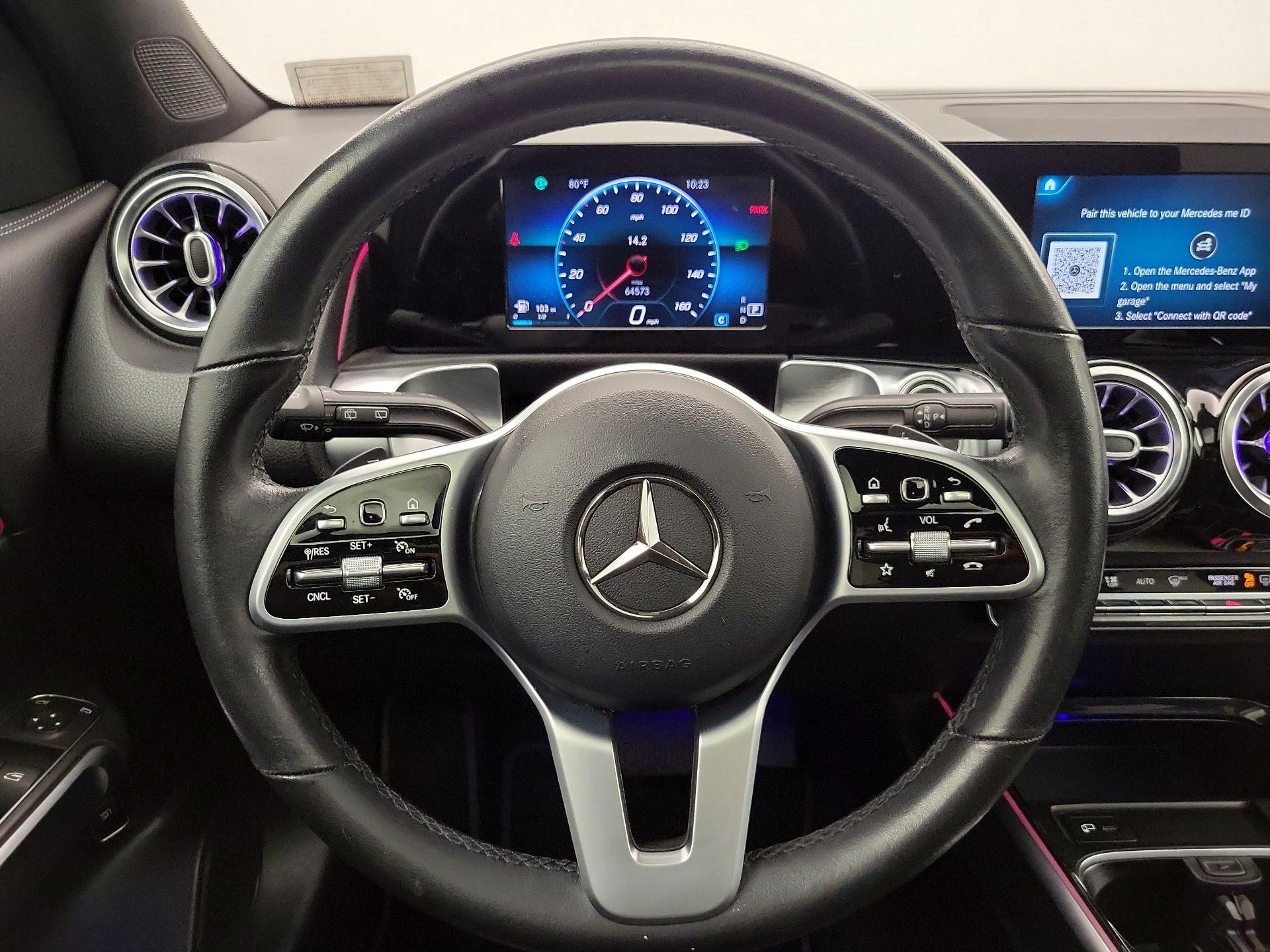Thumbnail: 2021 Mercedes-Benz GLB - 10