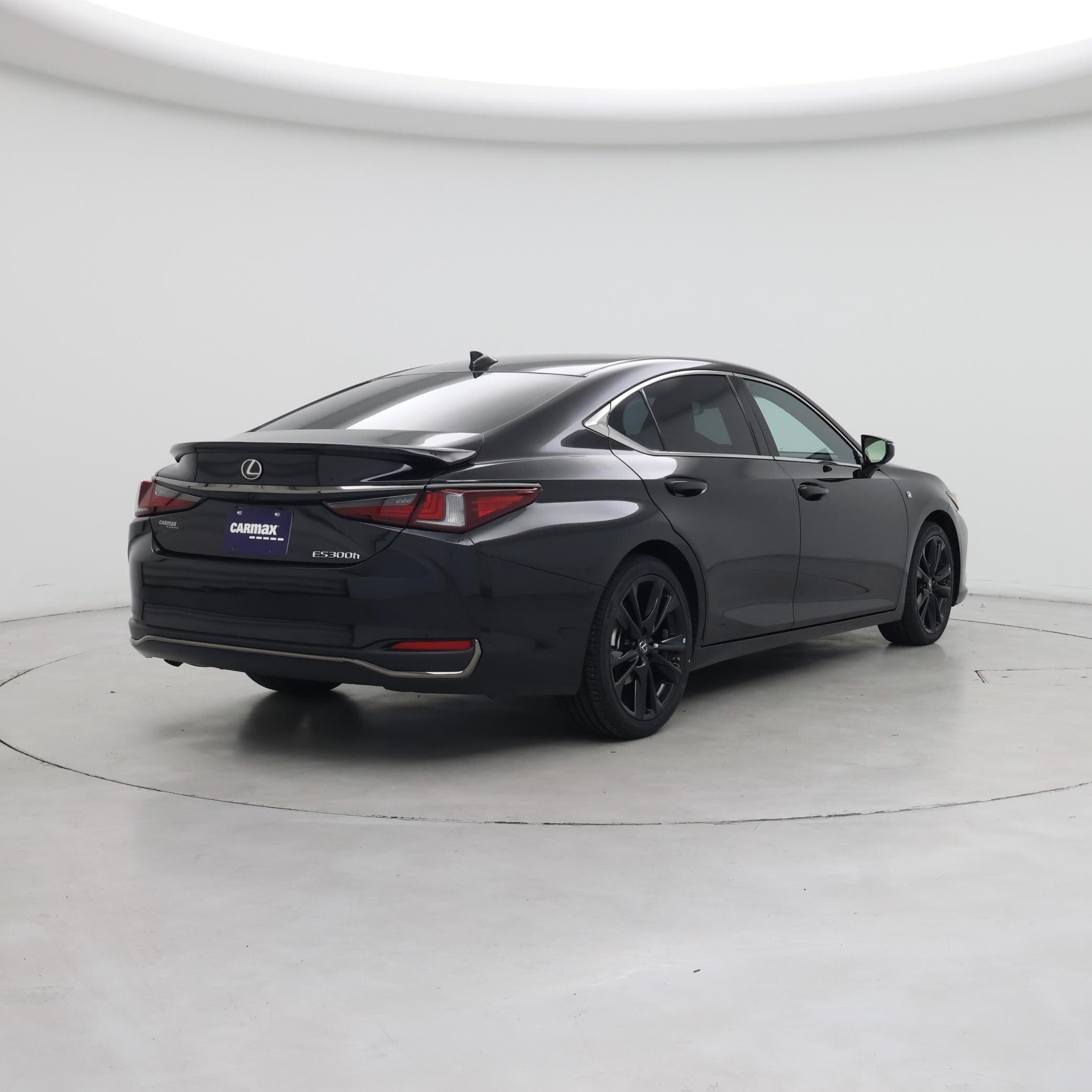 Thumbnail: 2023 Lexus ES - 8