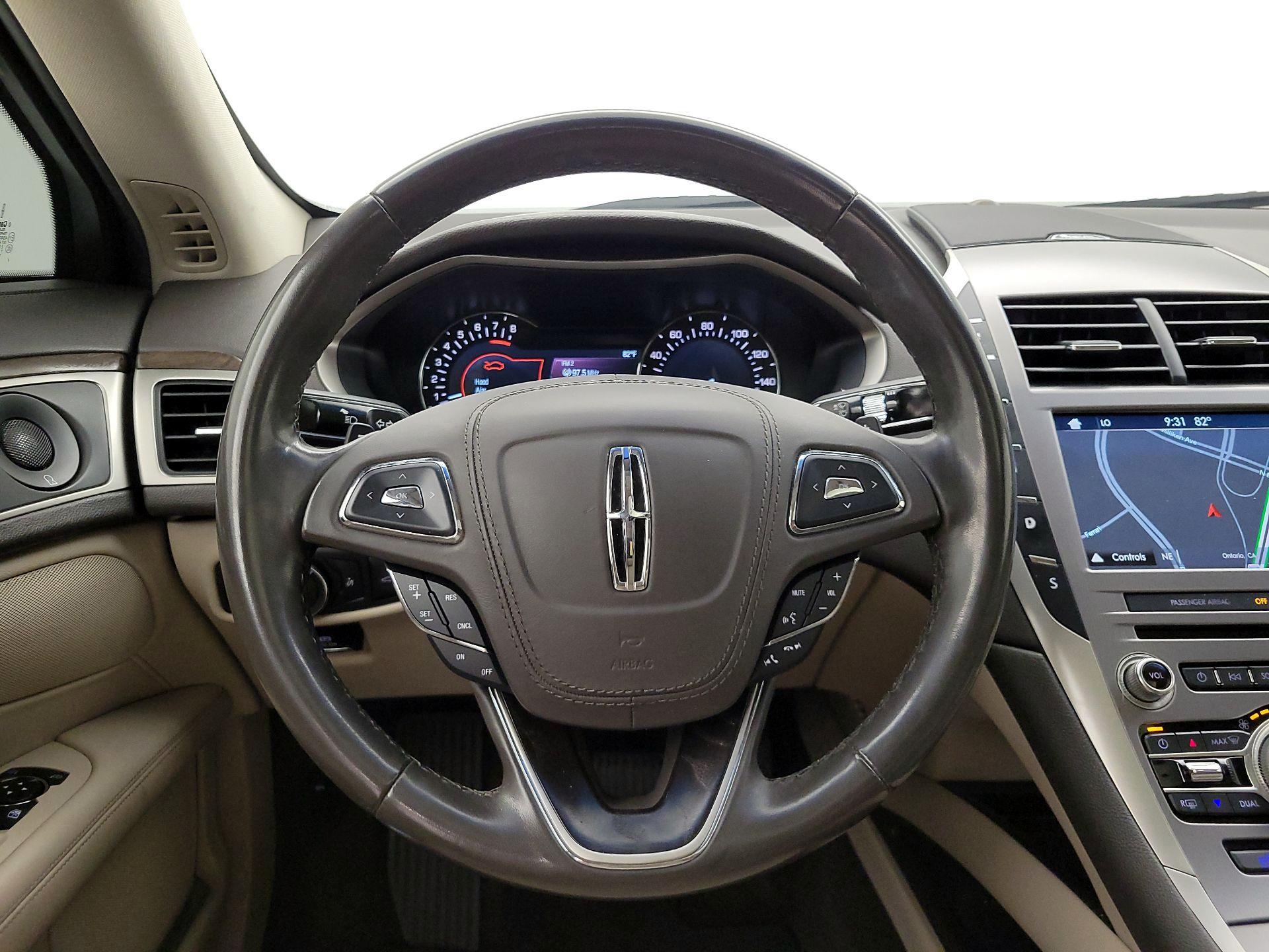 Thumbnail: 2018 Lincoln MKZ - 10