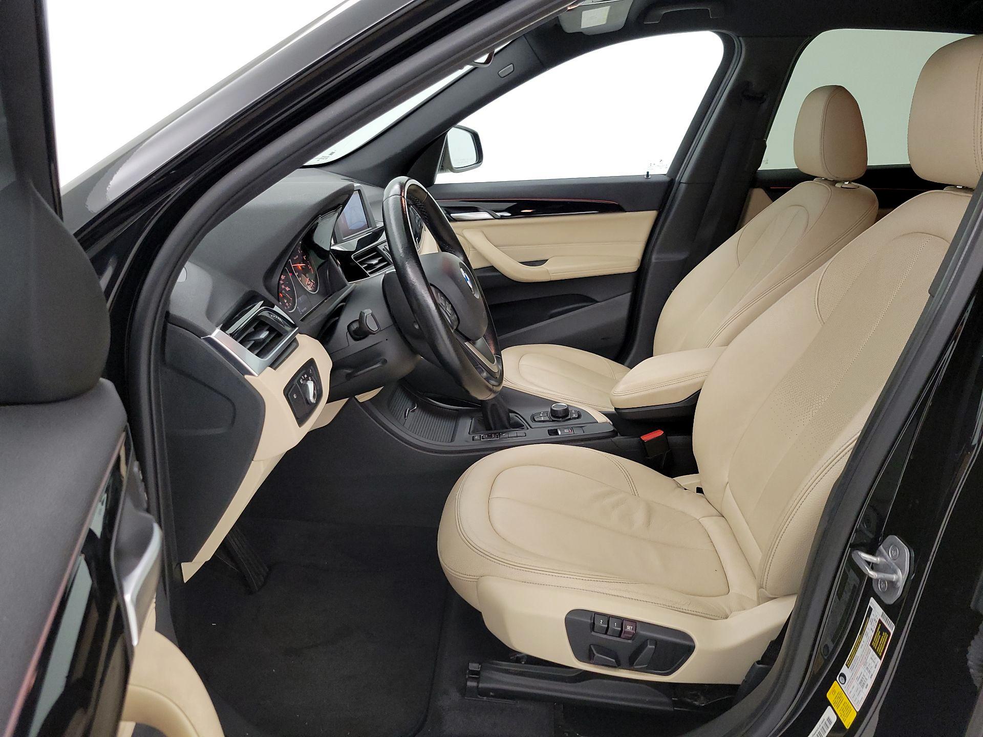 Thumbnail: 2018 BMW X1 - 11