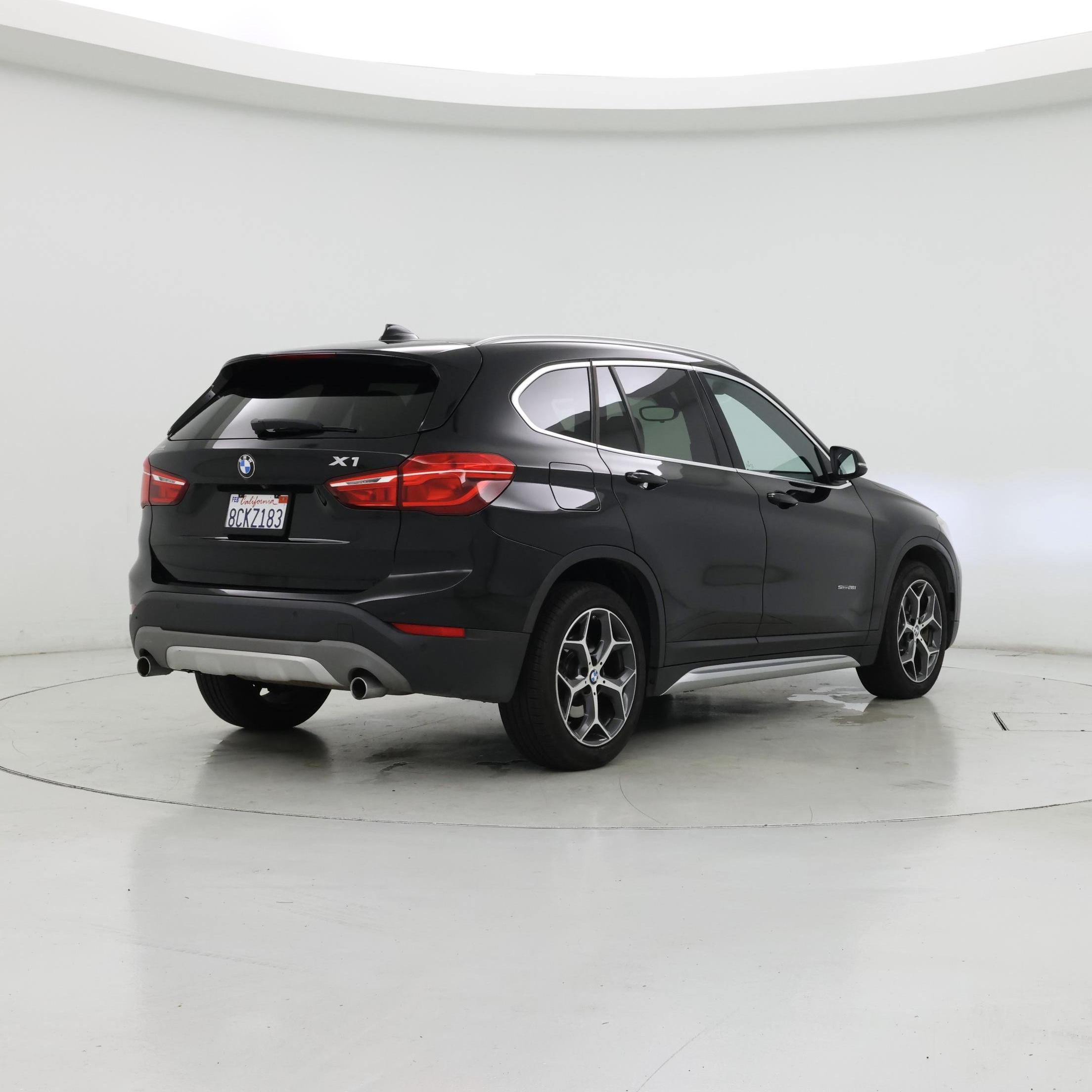 Thumbnail: 2018 BMW X1 - 8