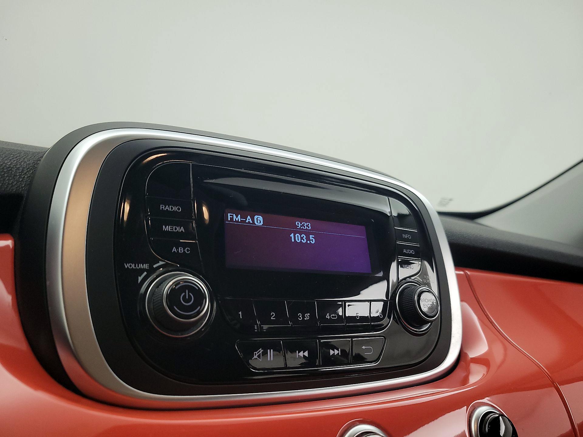 Thumbnail: 2016 Fiat 500X - 14