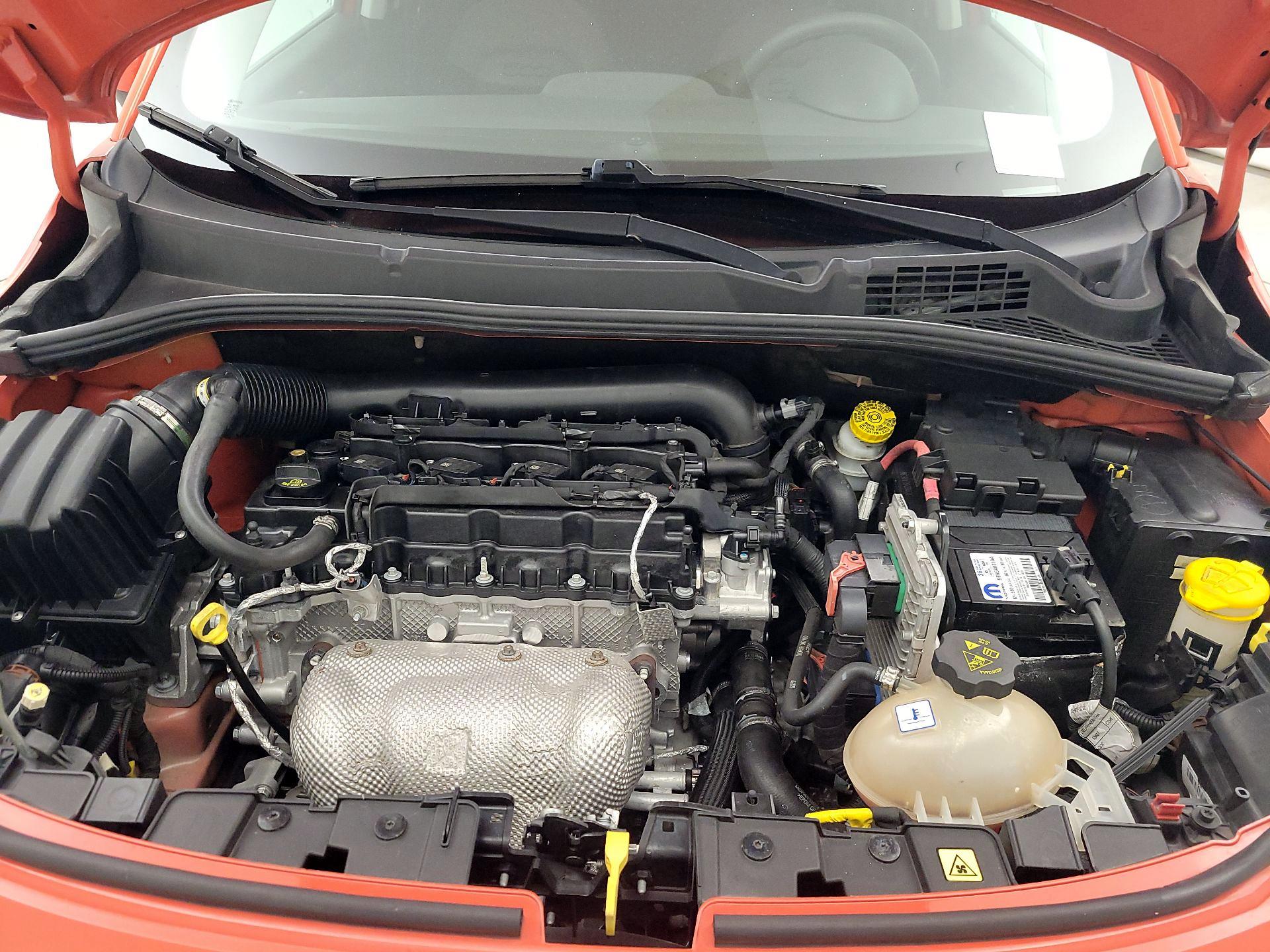 Thumbnail: 2016 Fiat 500X - 20