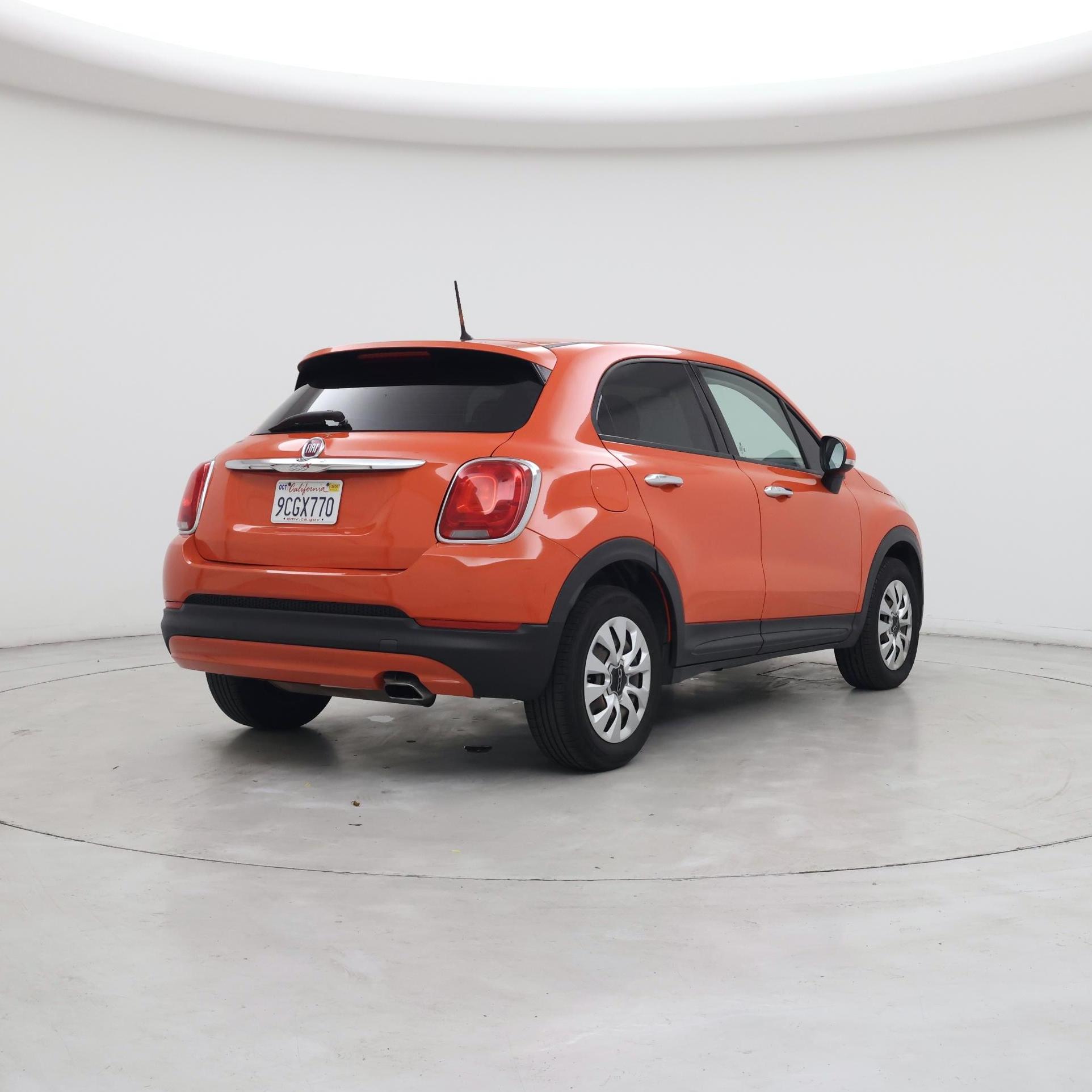 Thumbnail: 2016 Fiat 500X - 8