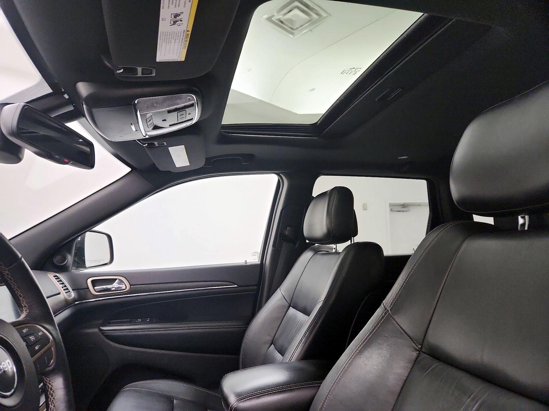 Thumbnail: 2016 Jeep Grand Cherokee - 19