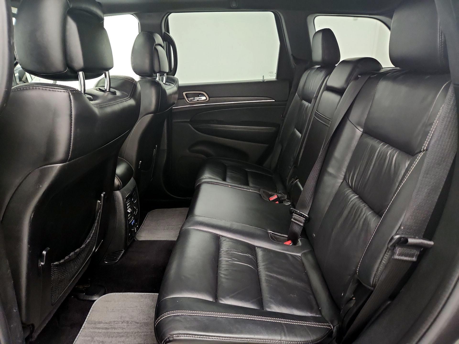 Thumbnail: 2016 Jeep Grand Cherokee - 20