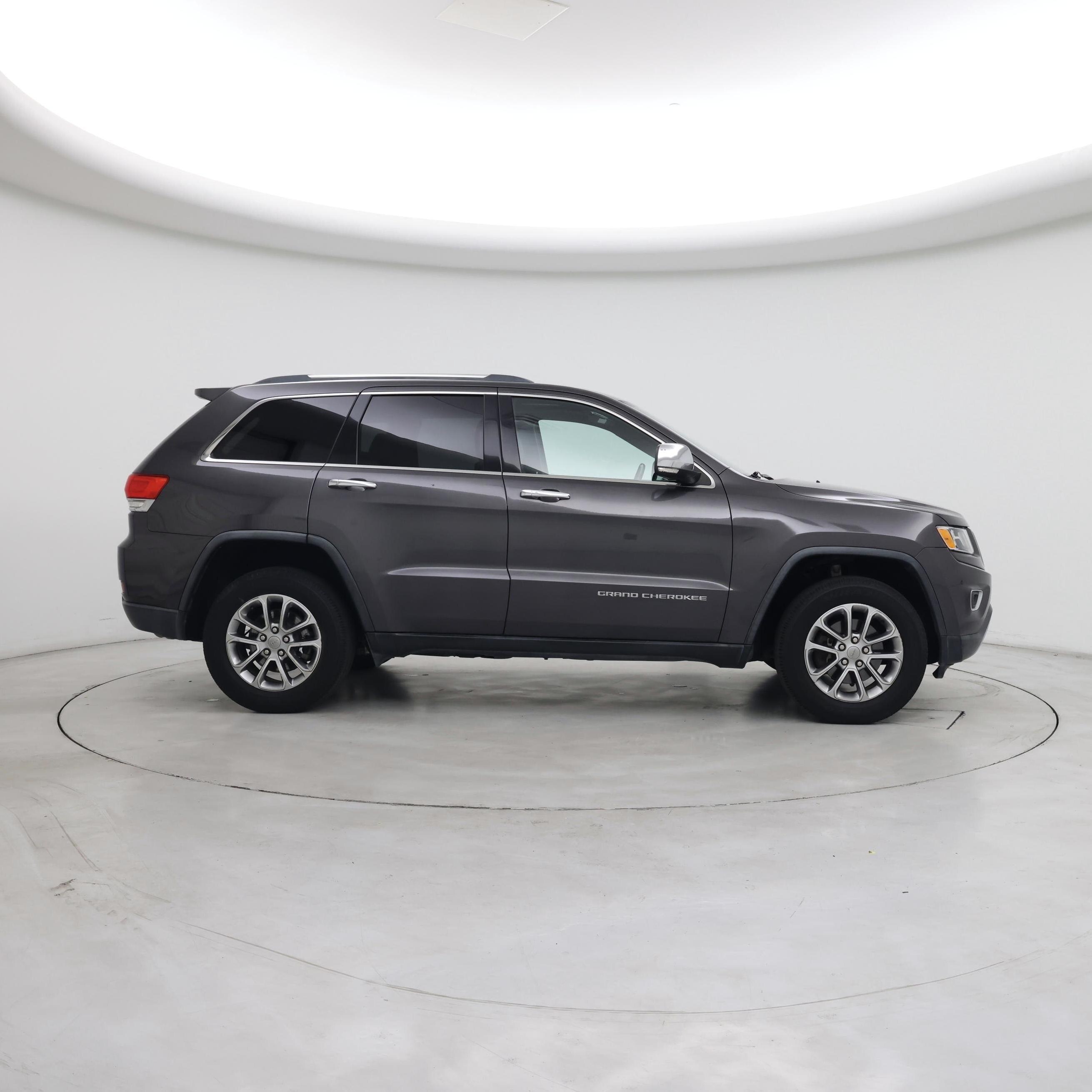 Thumbnail: 2016 Jeep Grand Cherokee - 7
