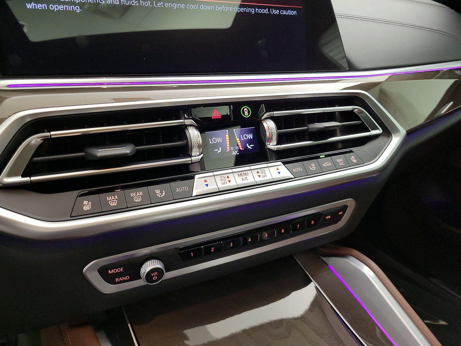 Thumbnail: 2023 BMW X6 - 16