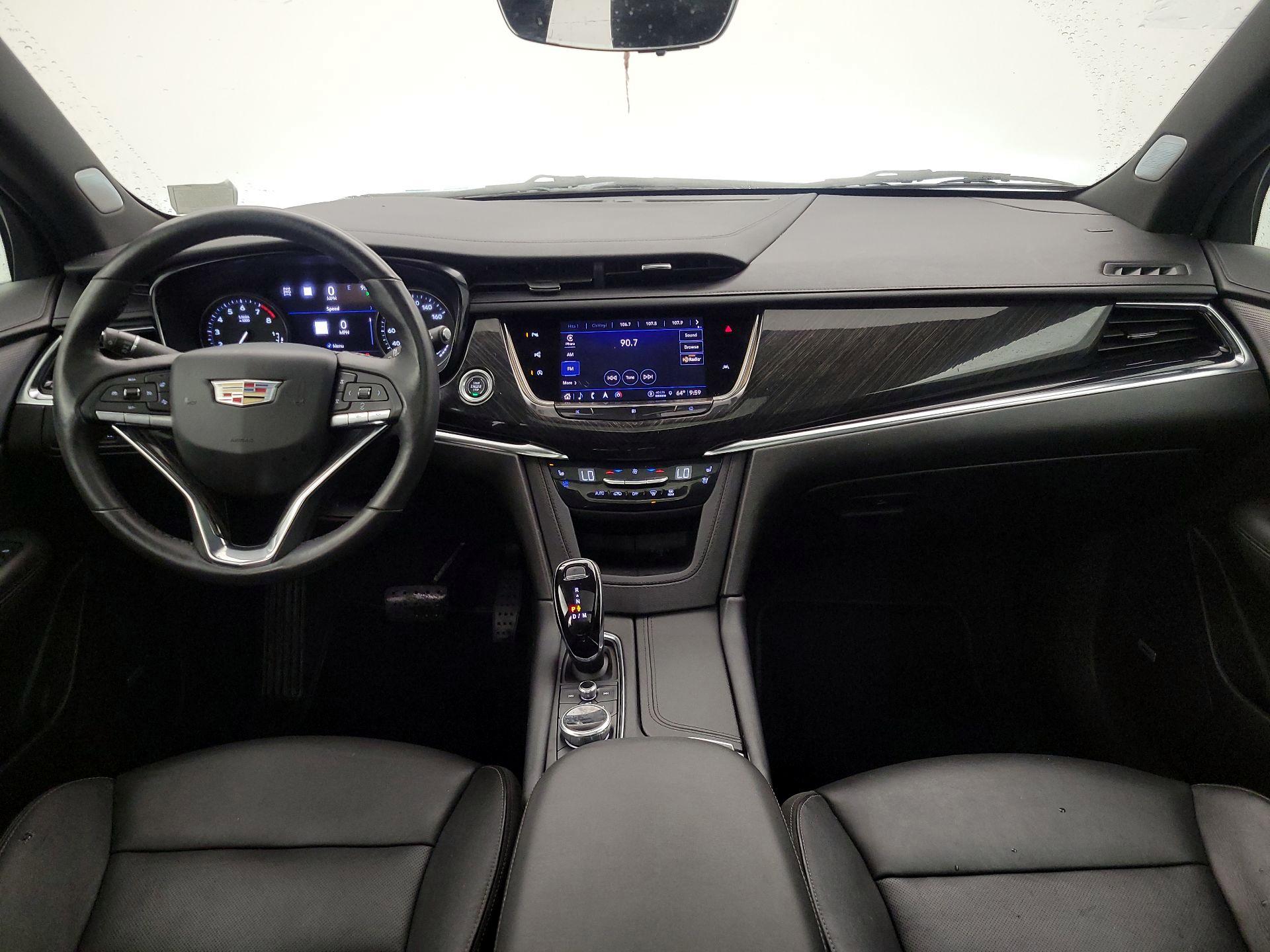 Thumbnail: 2021 Cadillac XT6 - 9